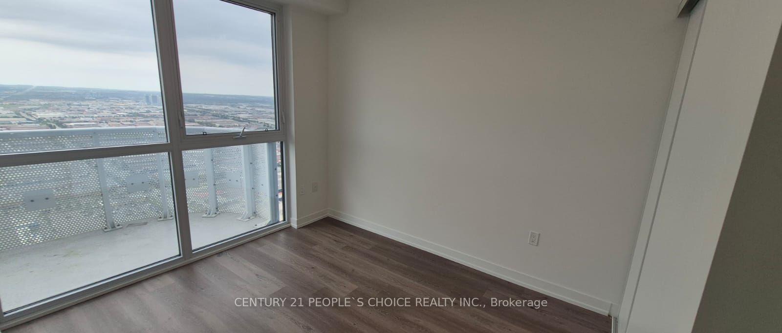 Photo 3 of Unit 5611, 225 Commerce Street, Vaughan, Vaughan Corporate Centre — HOMEH