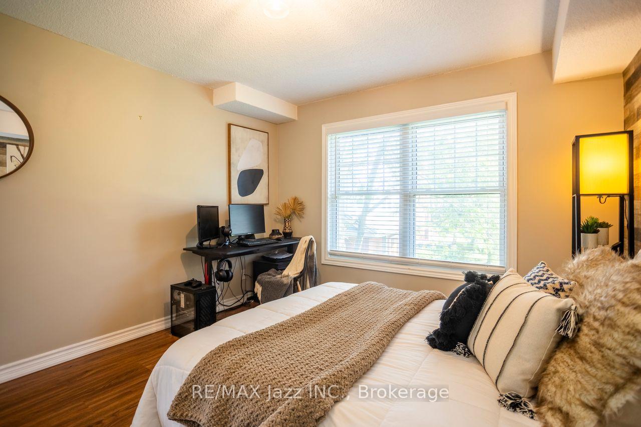 Photo 14 of Unit C2, 1655 Nash Road, Clarington, Courtice — HOMEH