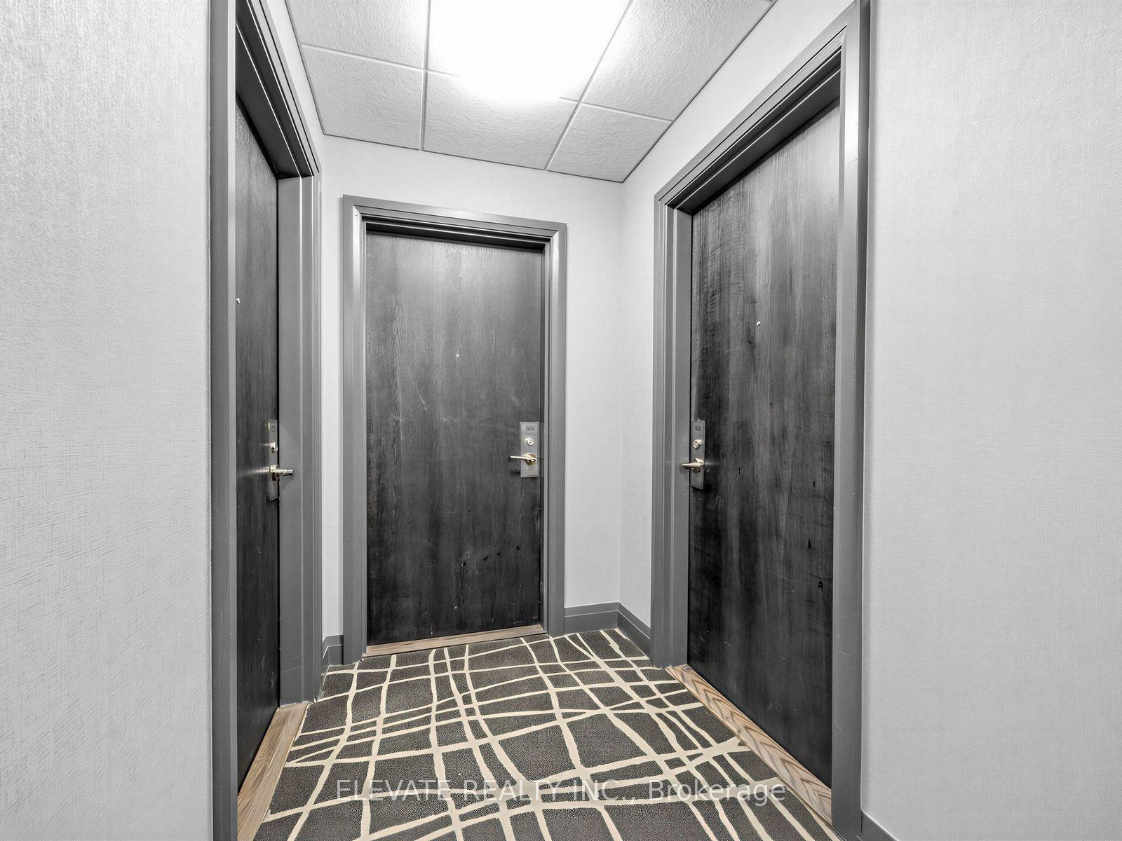 Photo 2 of Unit 926, 297 College Street, Toronto, University — HOMEH