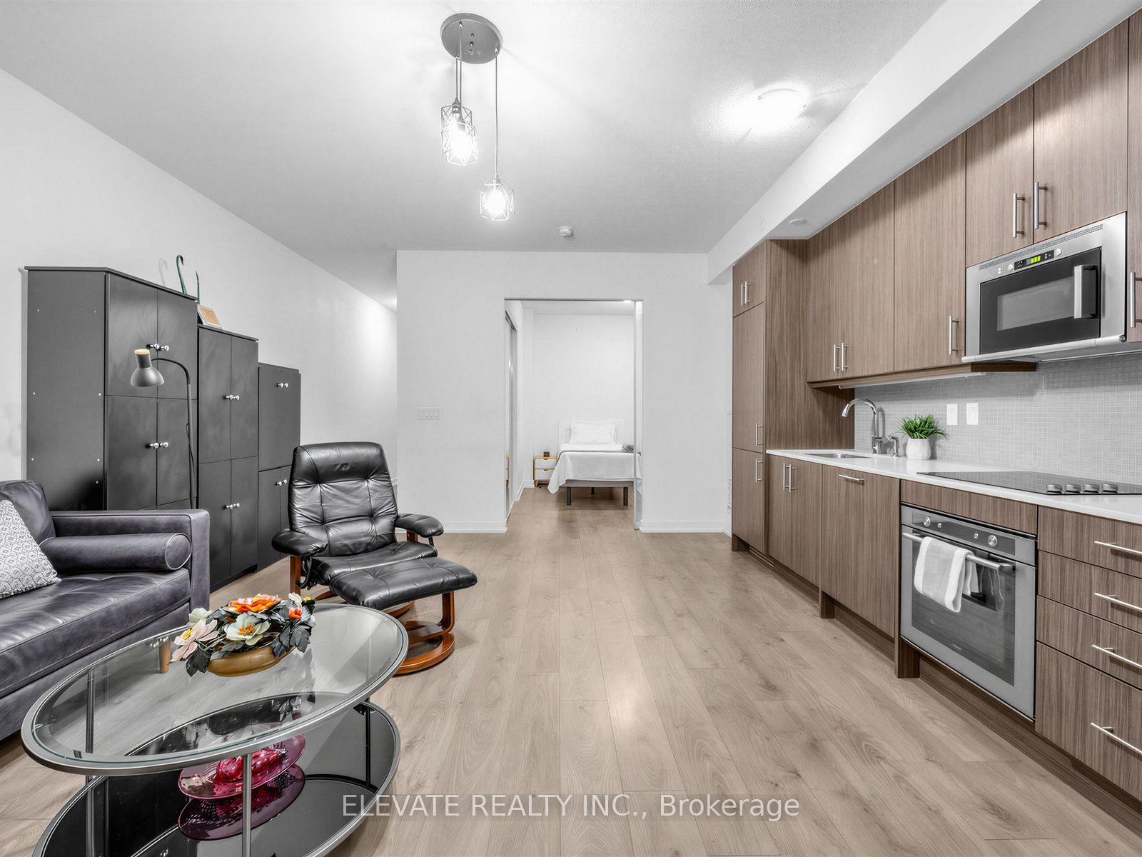Photo 9 of Unit 926, 297 College Street, Toronto, University — HOMEH