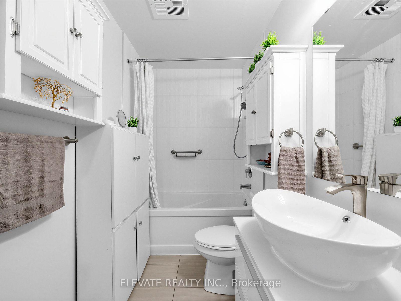 Photo 20 of Unit 926, 297 College Street, Toronto, University — HOMEH