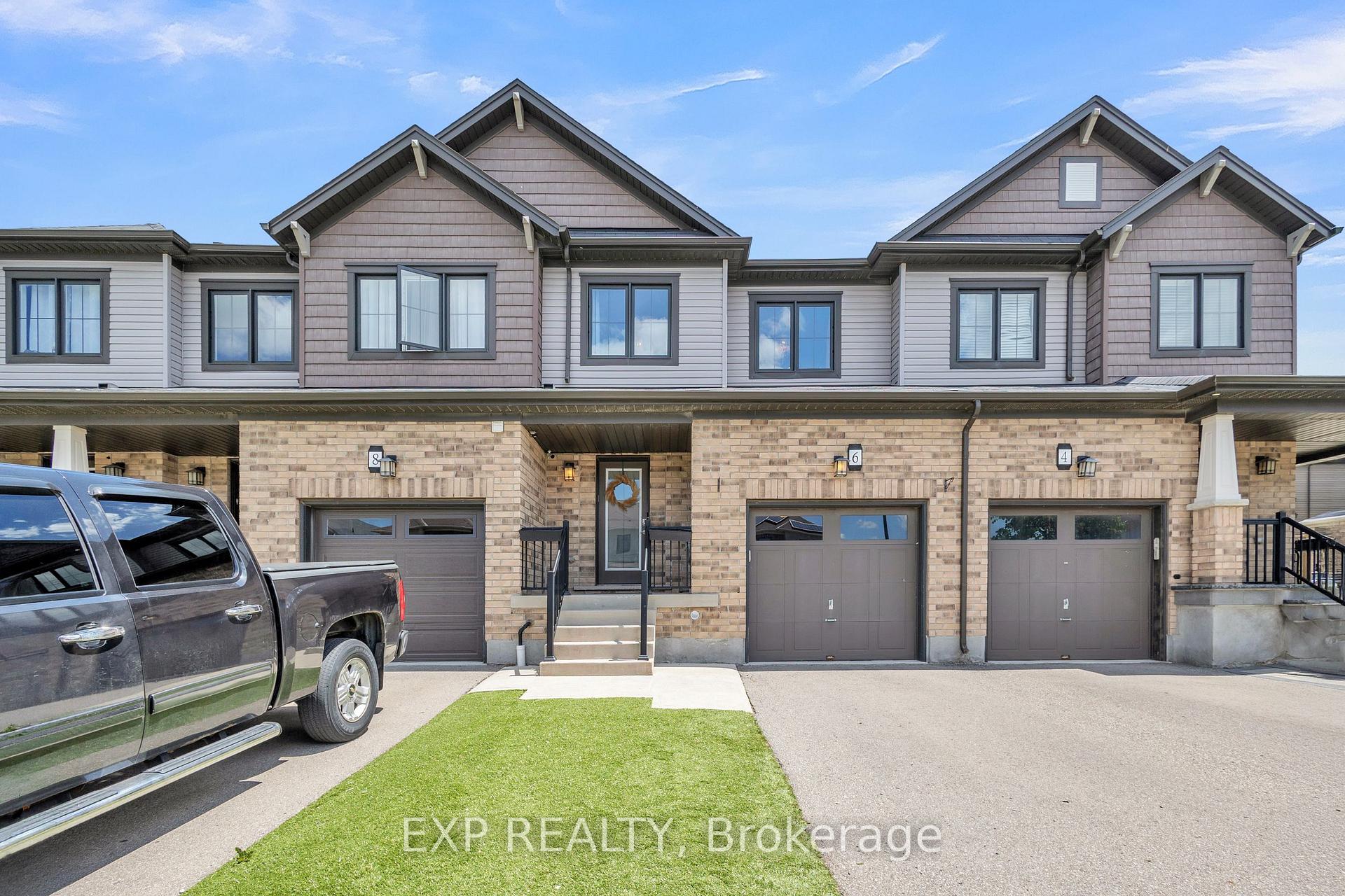 Photo 2 of 6 Sherway Street, Hamilton, Stoney Creek Mountain — HOMEH