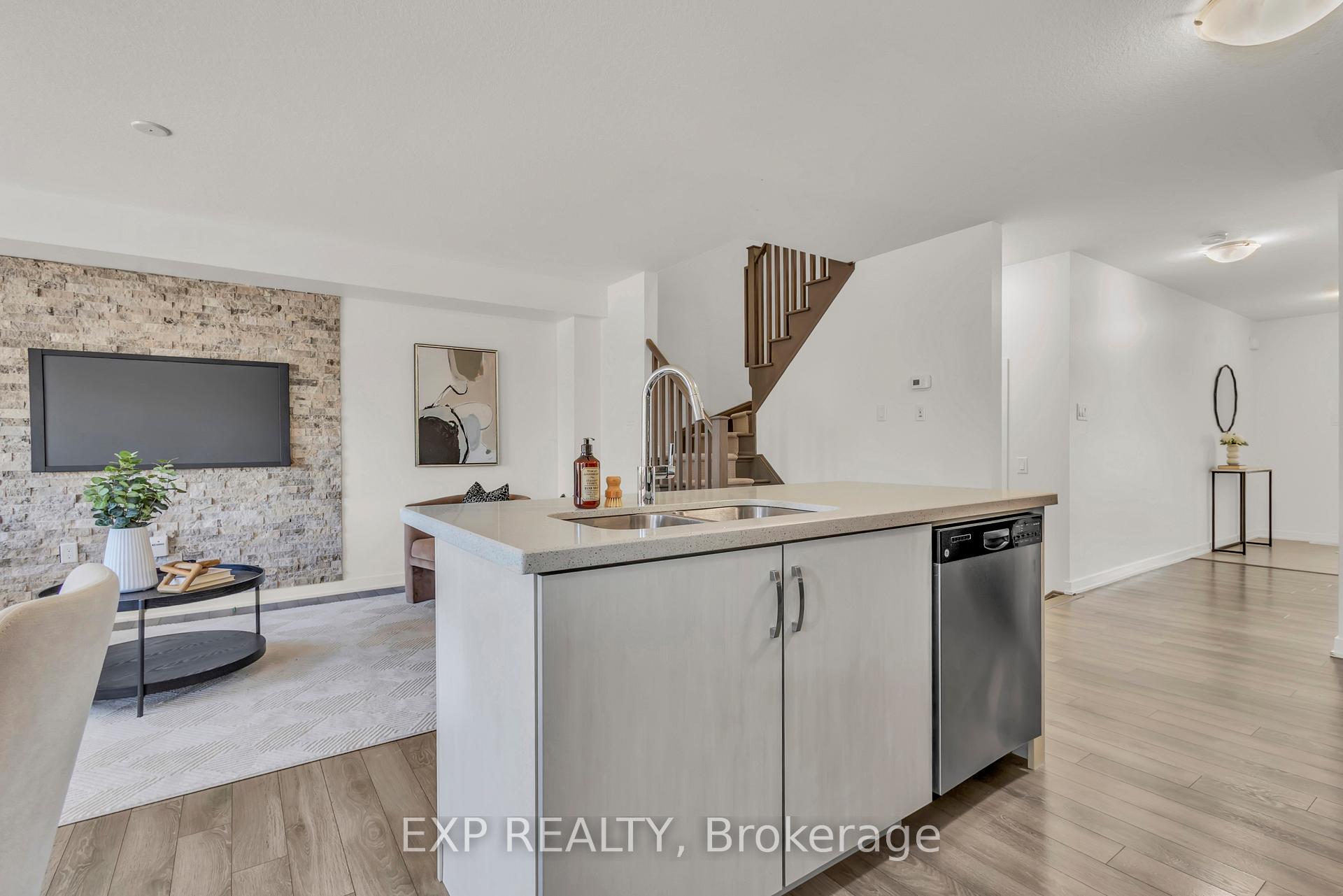 Photo 13 of 6 Sherway Street, Hamilton, Stoney Creek Mountain — HOMEH