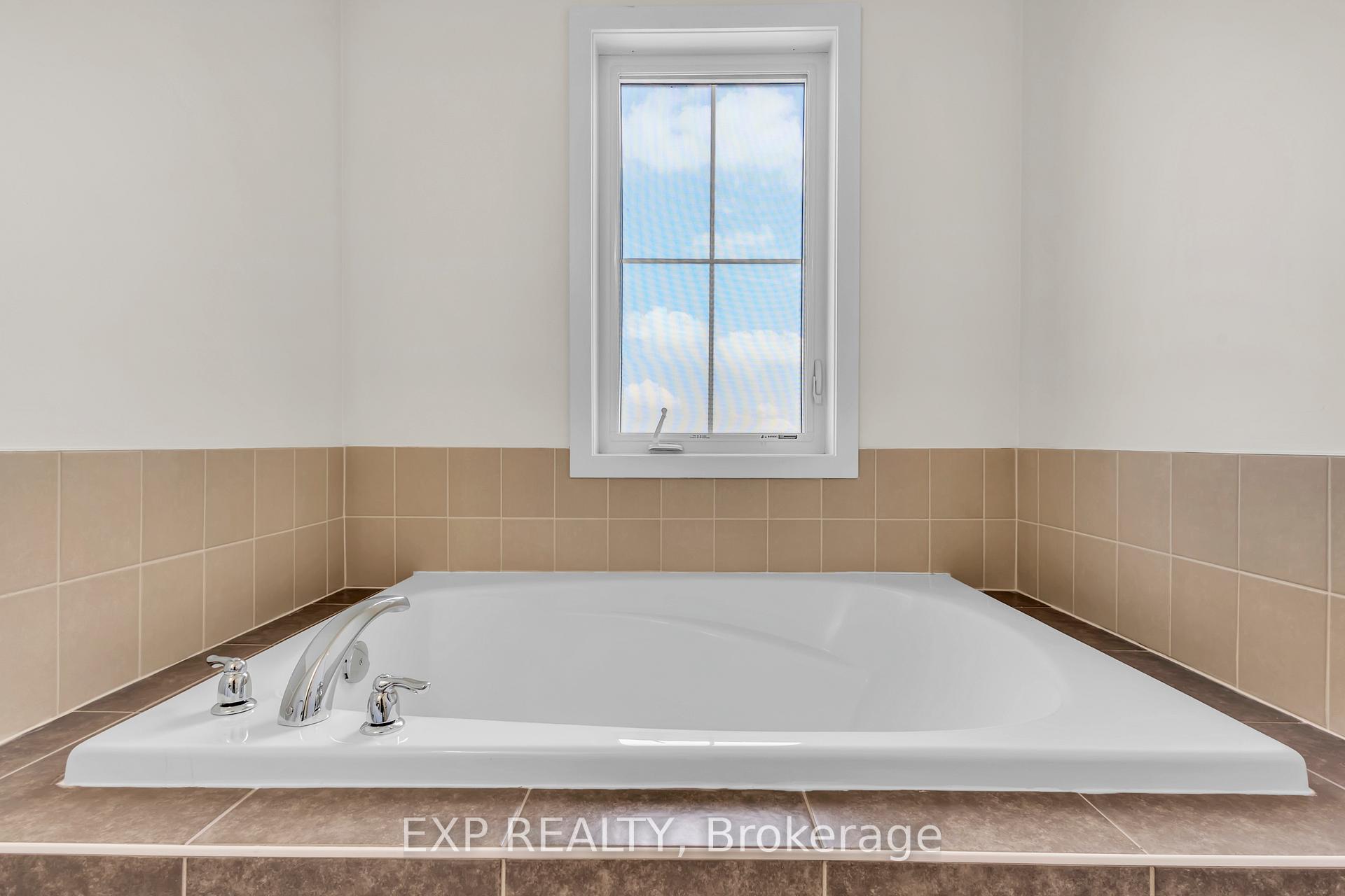 Photo 24 of 6 Sherway Street, Hamilton, Stoney Creek Mountain — HOMEH