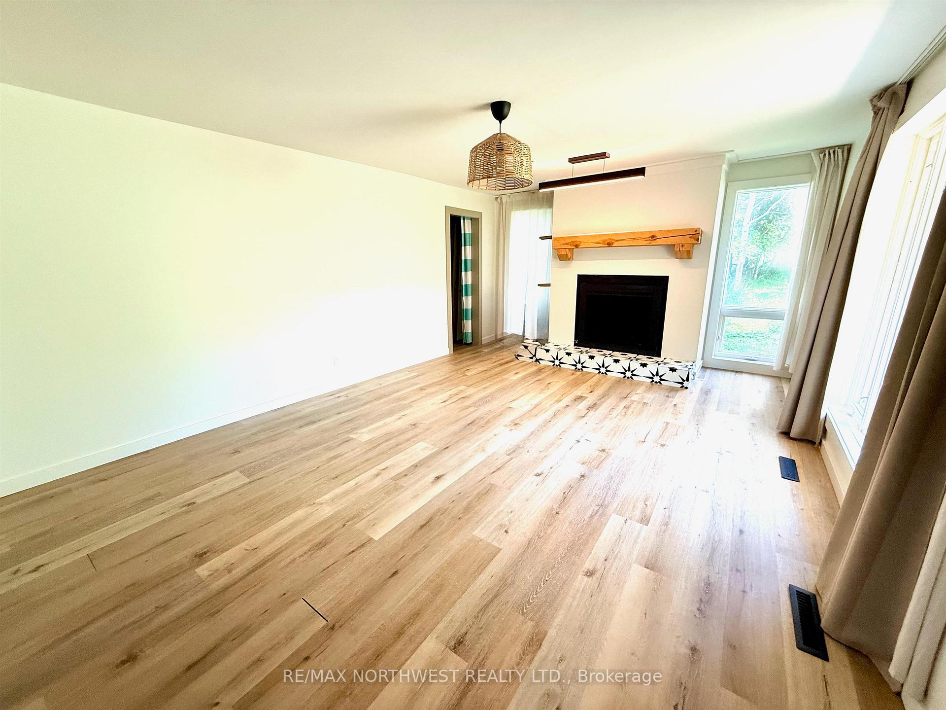 Photo 6 of 715 St Clair, Kenora, Keewatin — HOMEH