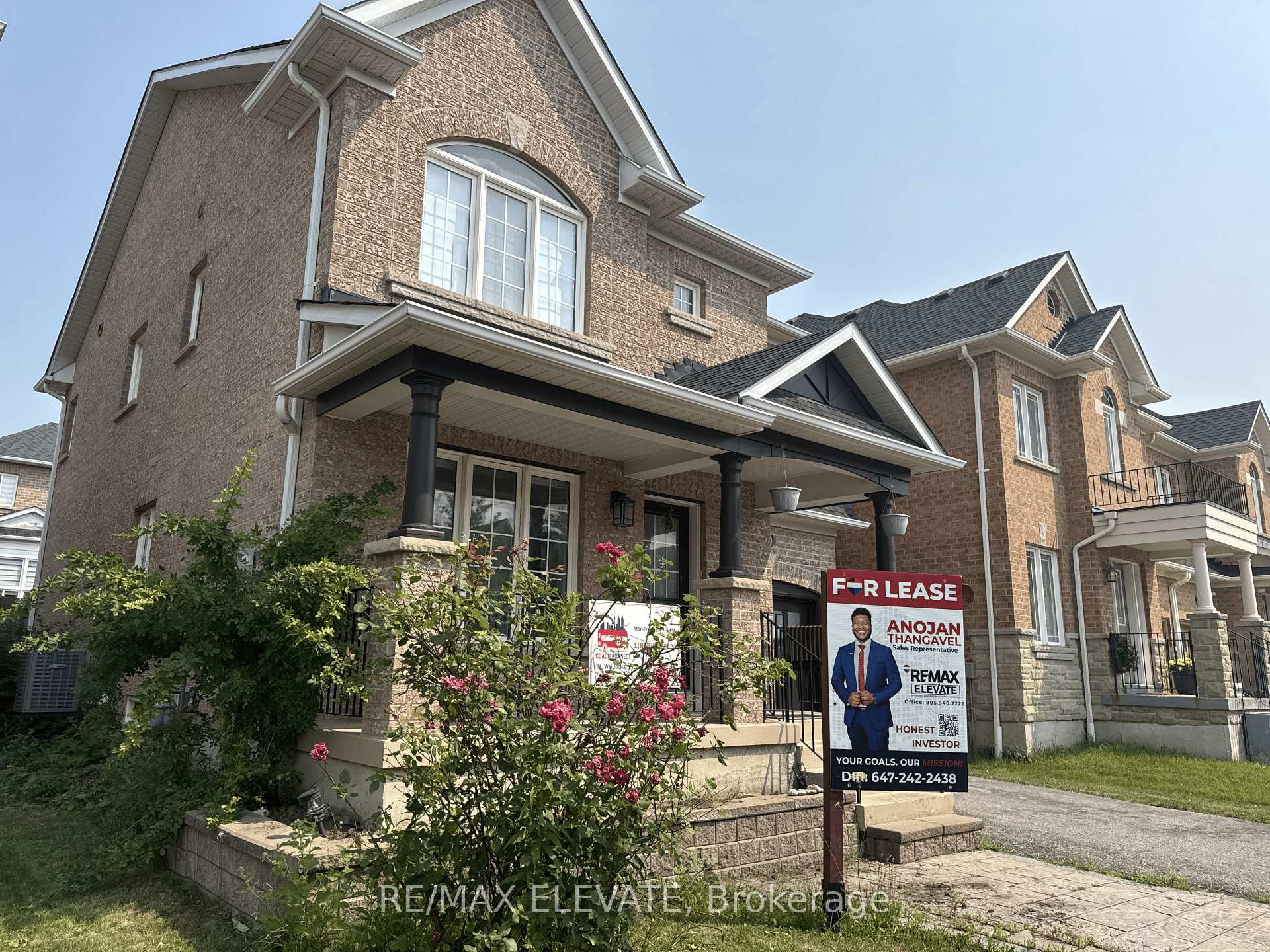 Photo 2 of 91 Whitlock Crescent, Ajax, Northeast Ajax — HOMEH