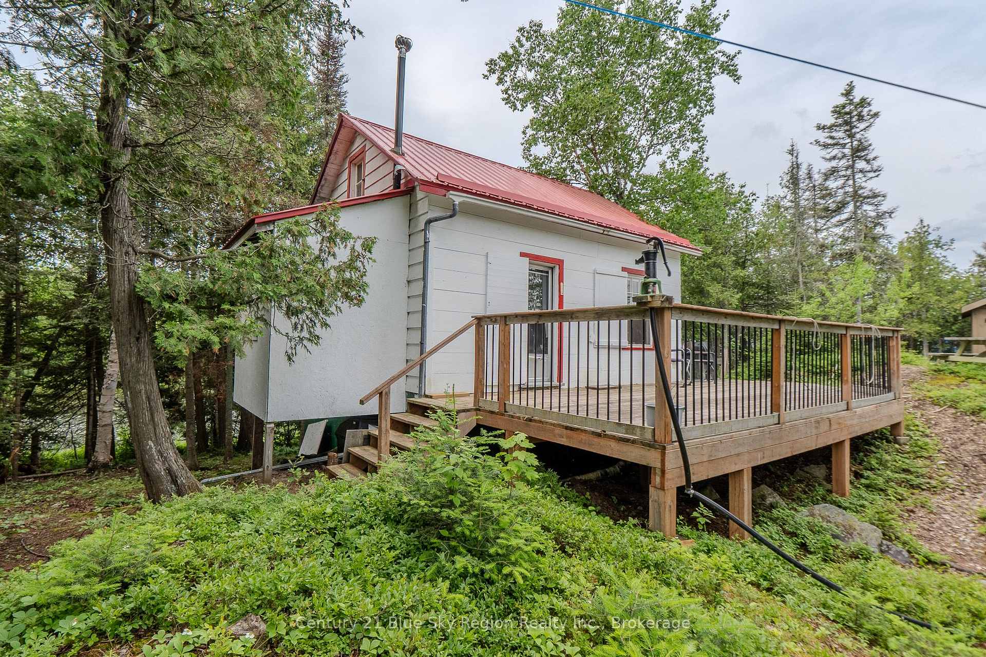 Photo 2 of 44 Island, Temagami — HOMEH