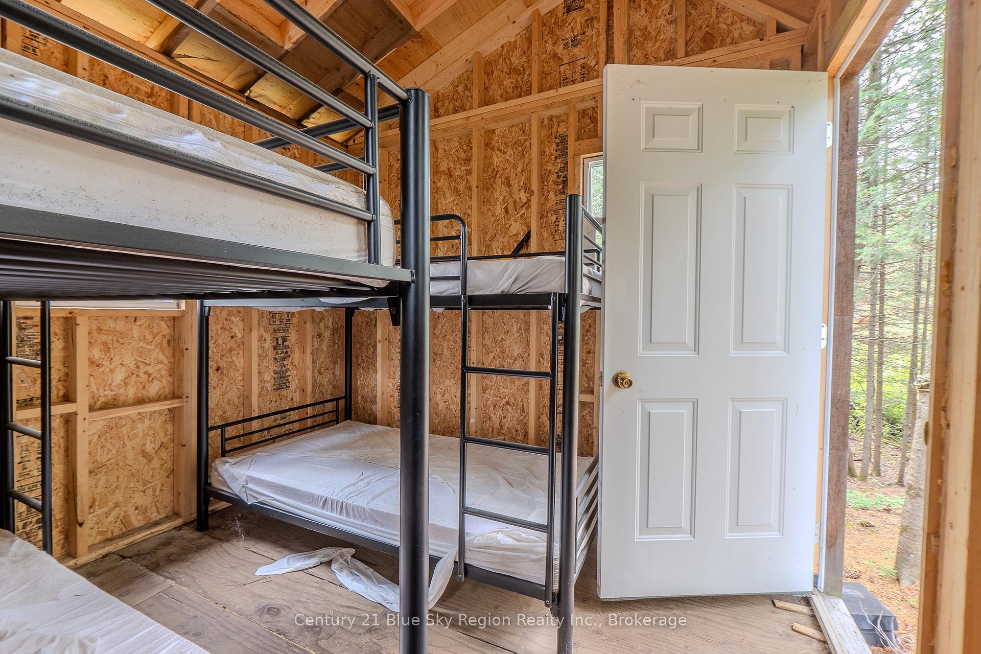 Photo 18 of 44 Island, Temagami — HOMEH