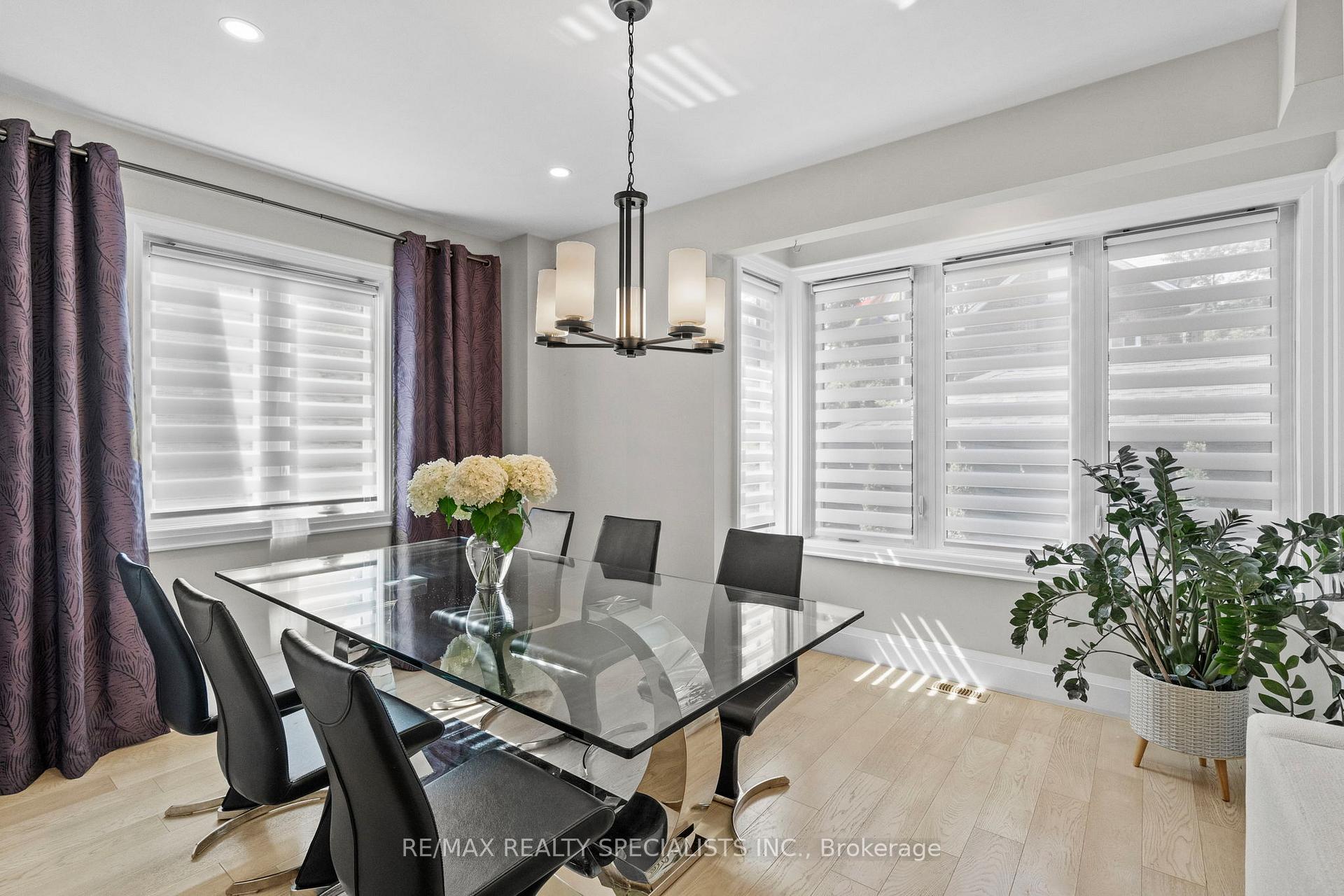 Photo 18 of 24 Peel Street N, Hamilton, Dundas — HOMEH