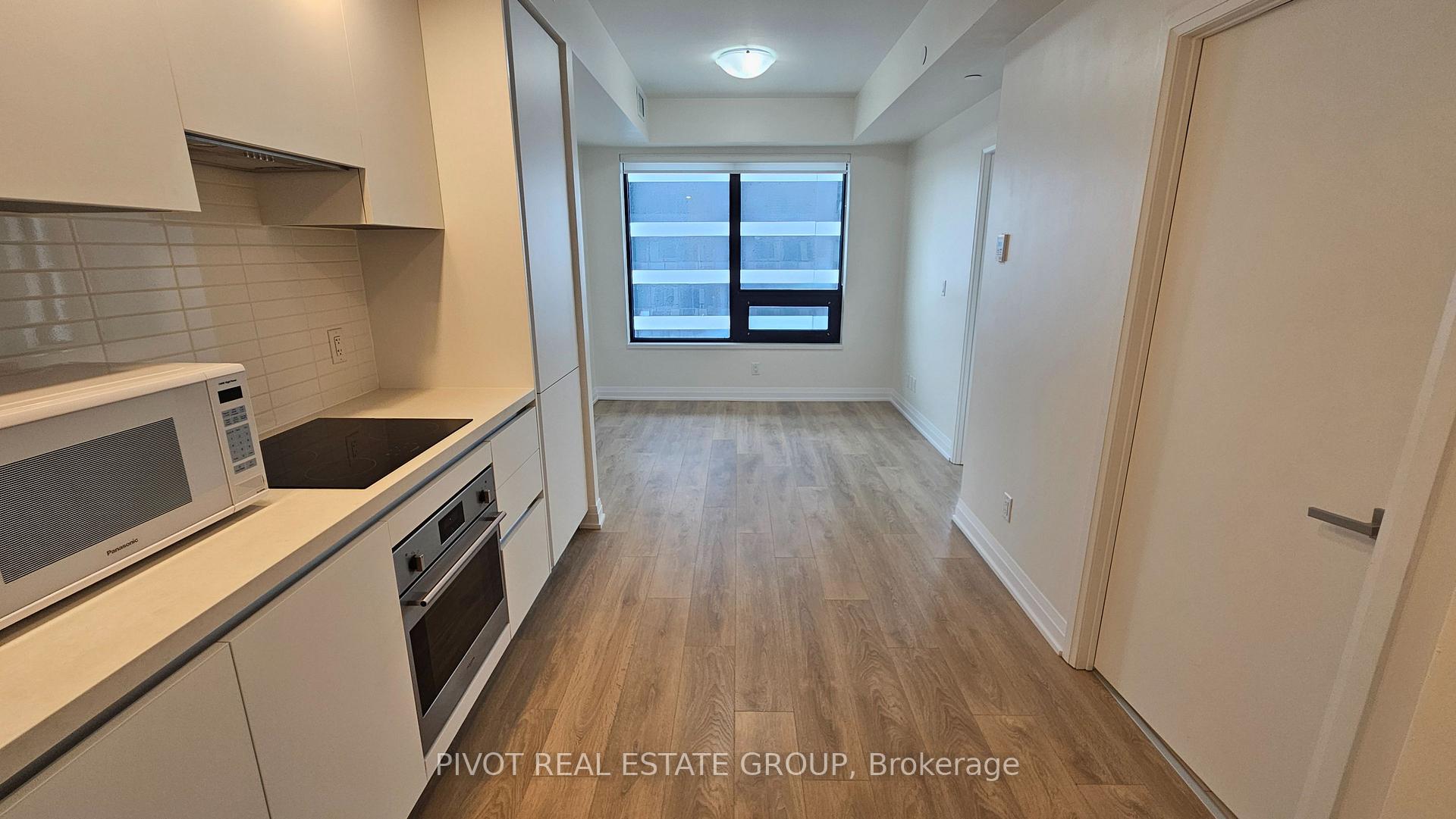 Photo 2 of Unit 2309, 4015 The Exchange, Mississauga, City Centre — HOMEH
