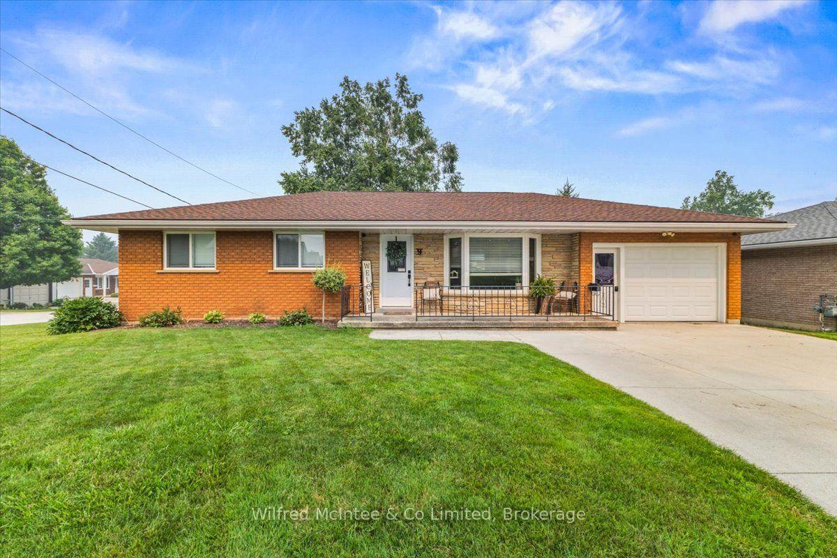 Photo 1 of 9 Dietz Street, South Bruce — HOMEH