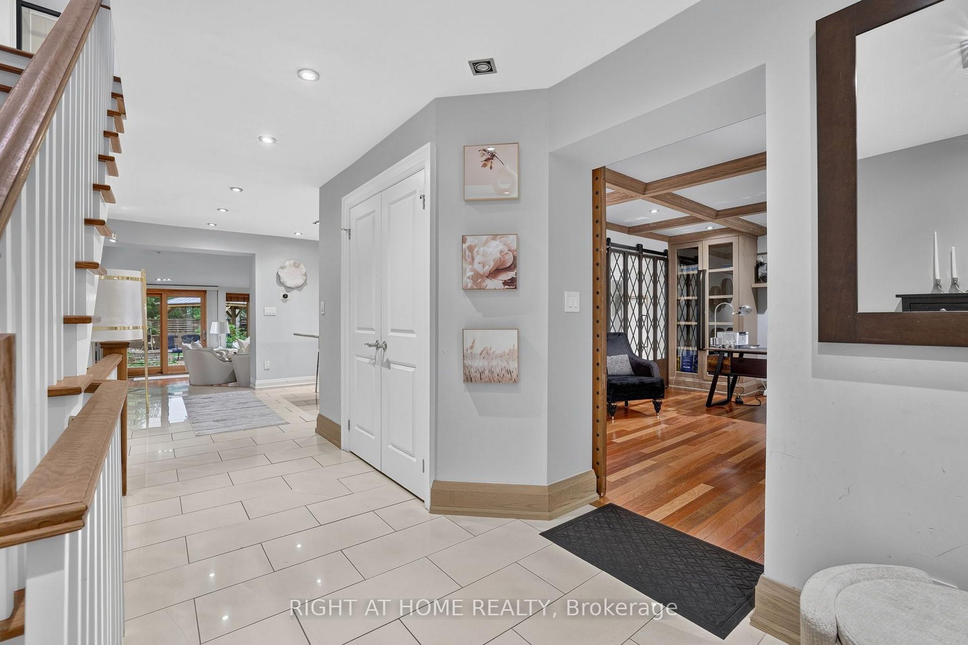 Photo 6 of 35 Brightbay Crescent, Markham, Grandview — HOMEH