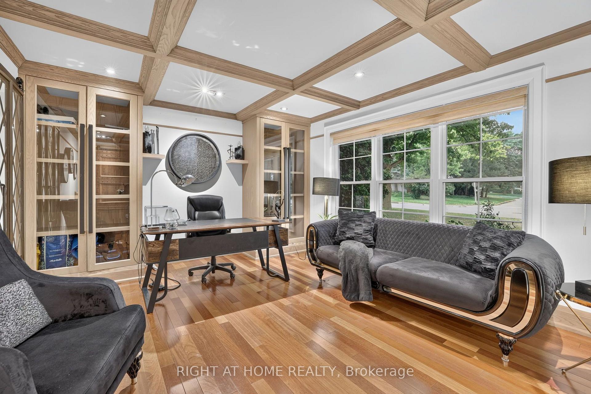 Photo 8 of 35 Brightbay Crescent, Markham, Grandview — HOMEH