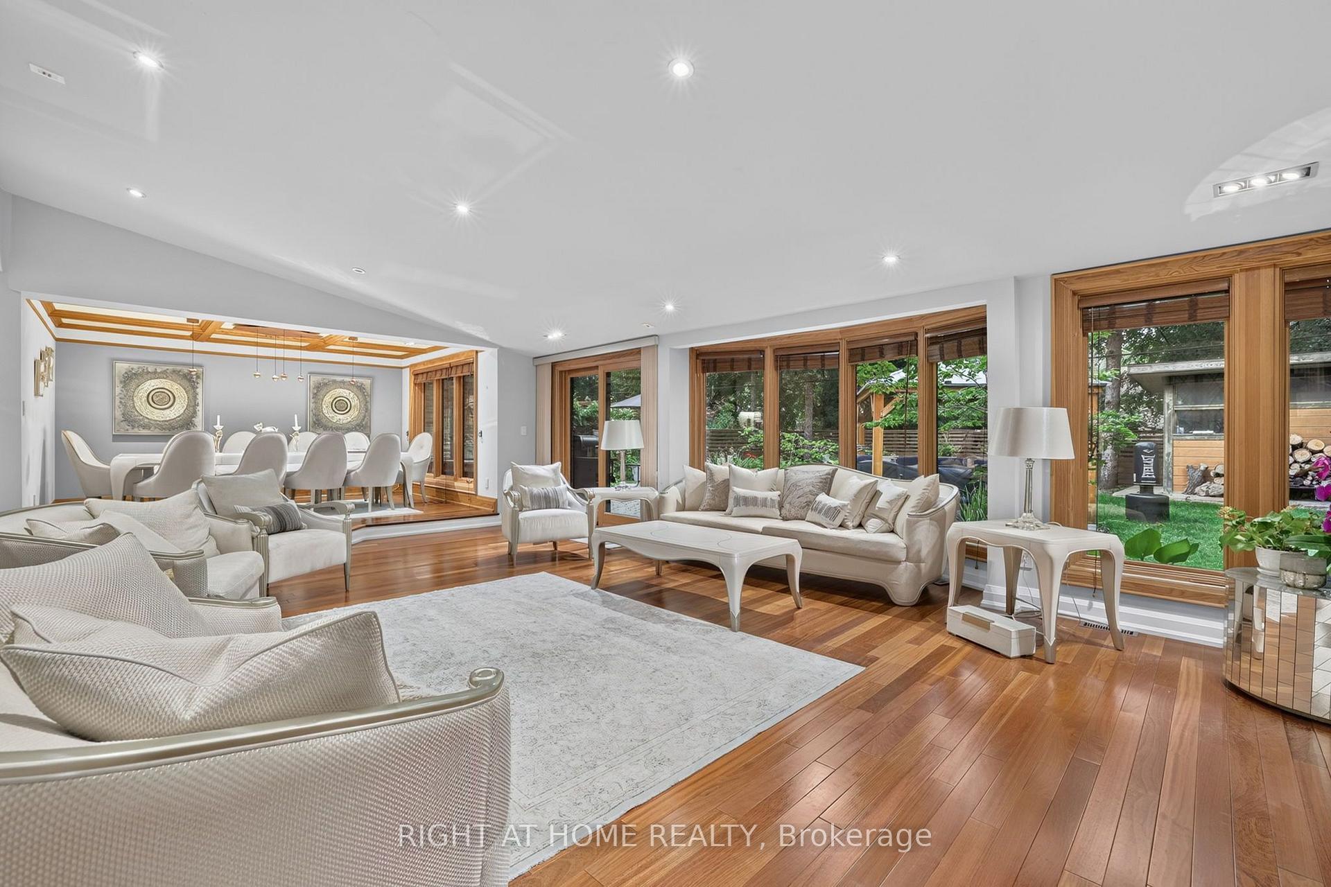 Photo 19 of 35 Brightbay Crescent, Markham, Grandview — HOMEH