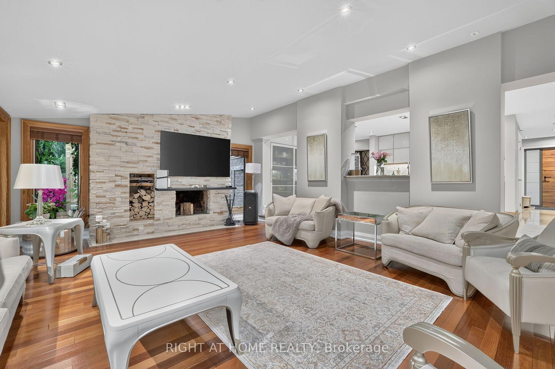 Photo 20 of 35 Brightbay Crescent, Markham, Grandview — HOMEH