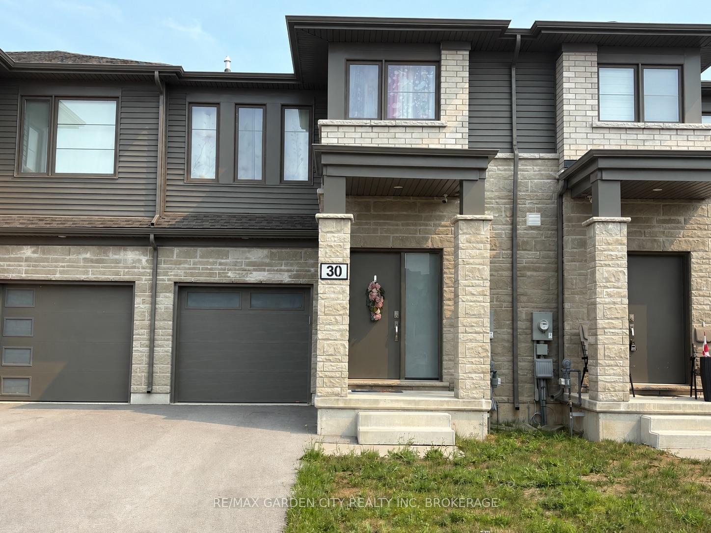 Front of 30 West Creek Court
