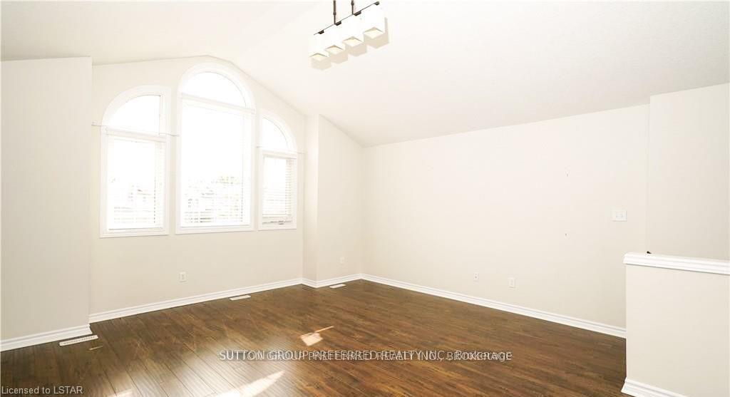 Photo 12 of 1708 Mickleborough Drive, London, North I — HOMEH