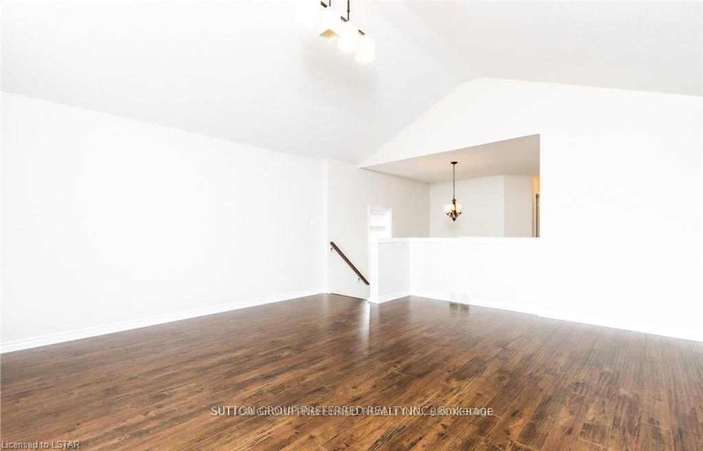 Photo 14 of 1708 Mickleborough Drive, London, North I — HOMEH