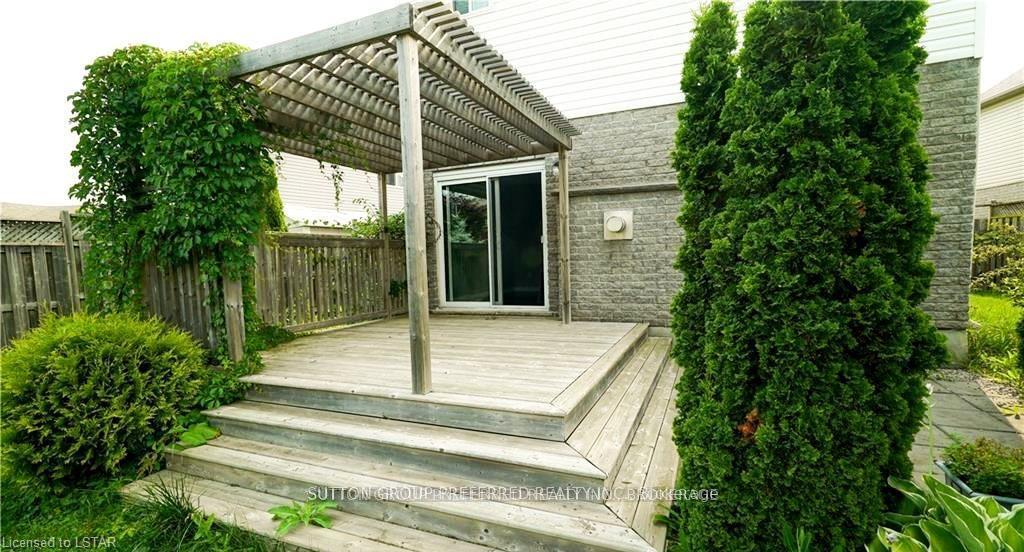 Photo 23 of 1708 Mickleborough Drive, London, North I — HOMEH