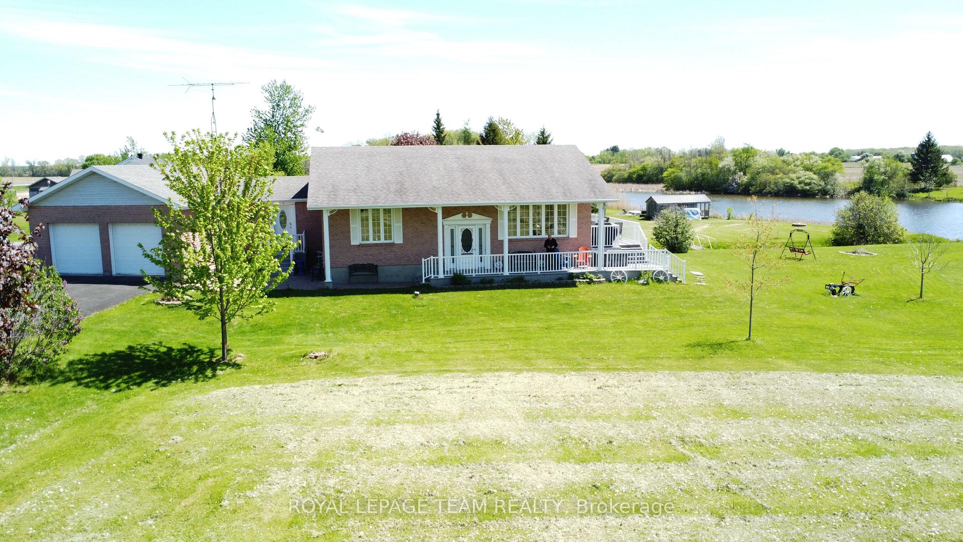 Front of 11708 Breezewood Avenue S