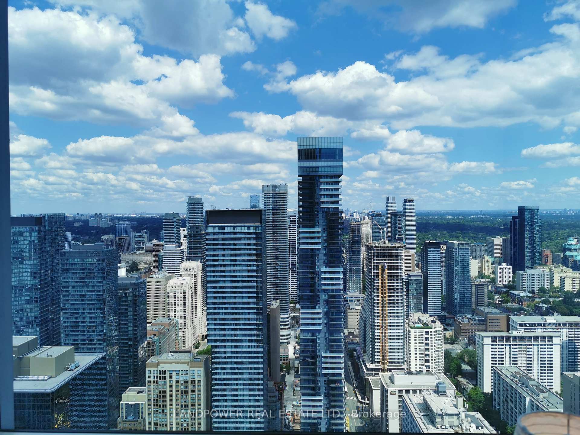 Photo 7 of Unit 5501, 386 Yonge Street, Toronto, Bay Street Corridor — HOMEH