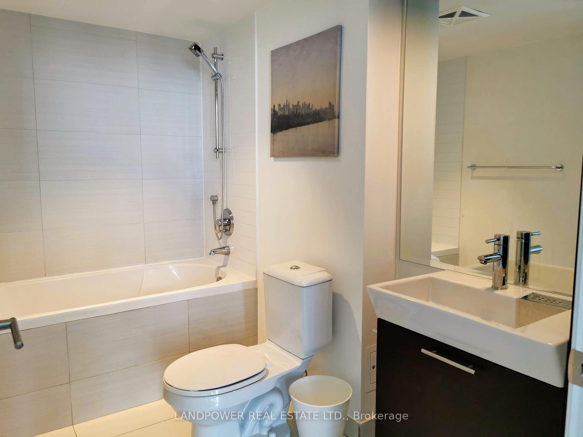 Photo 20 of Unit 5501, 386 Yonge Street, Toronto, Bay Street Corridor — HOMEH