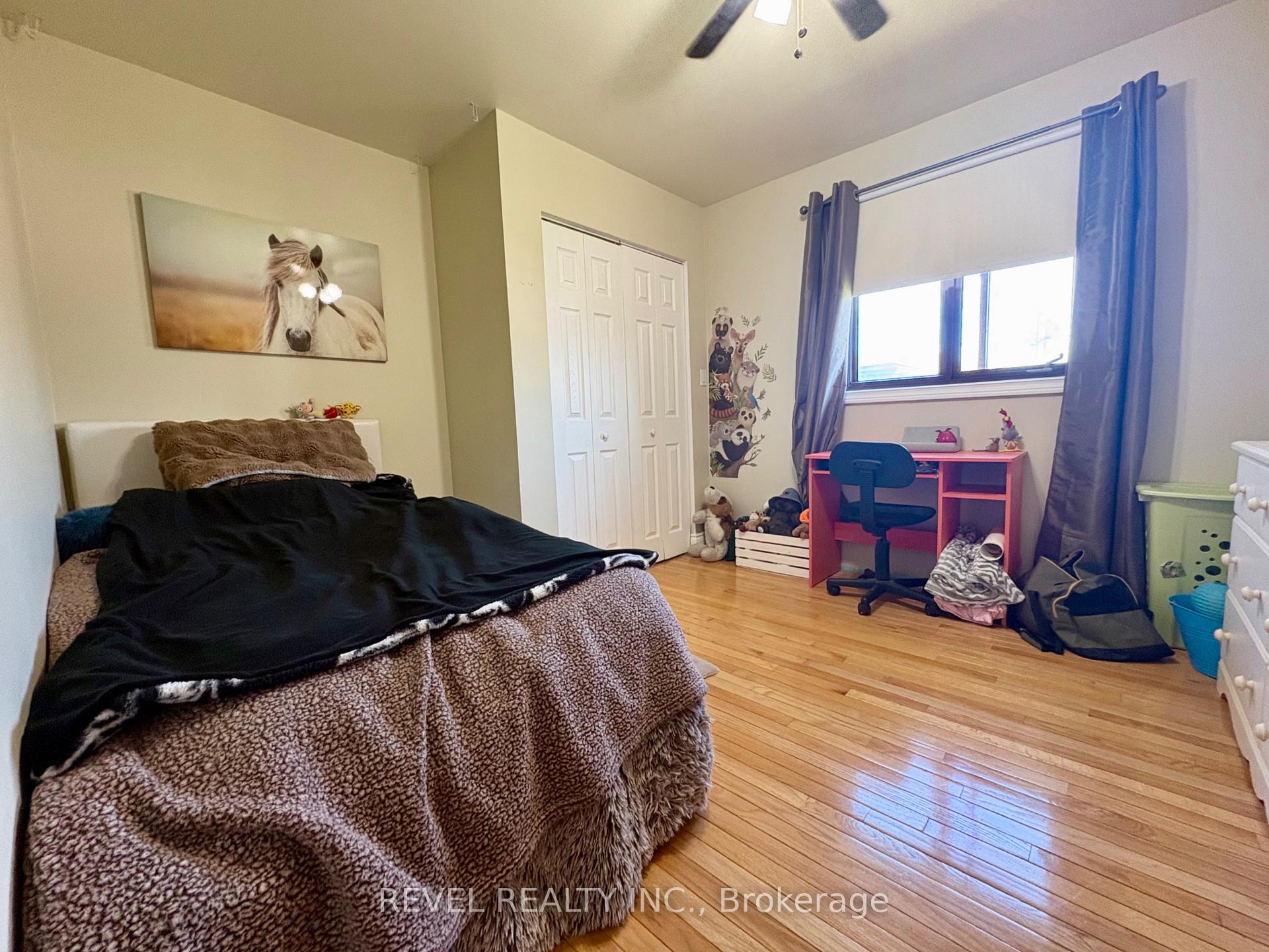 Photo 18 of 226 Second Avenue, Cochrane — HOMEH