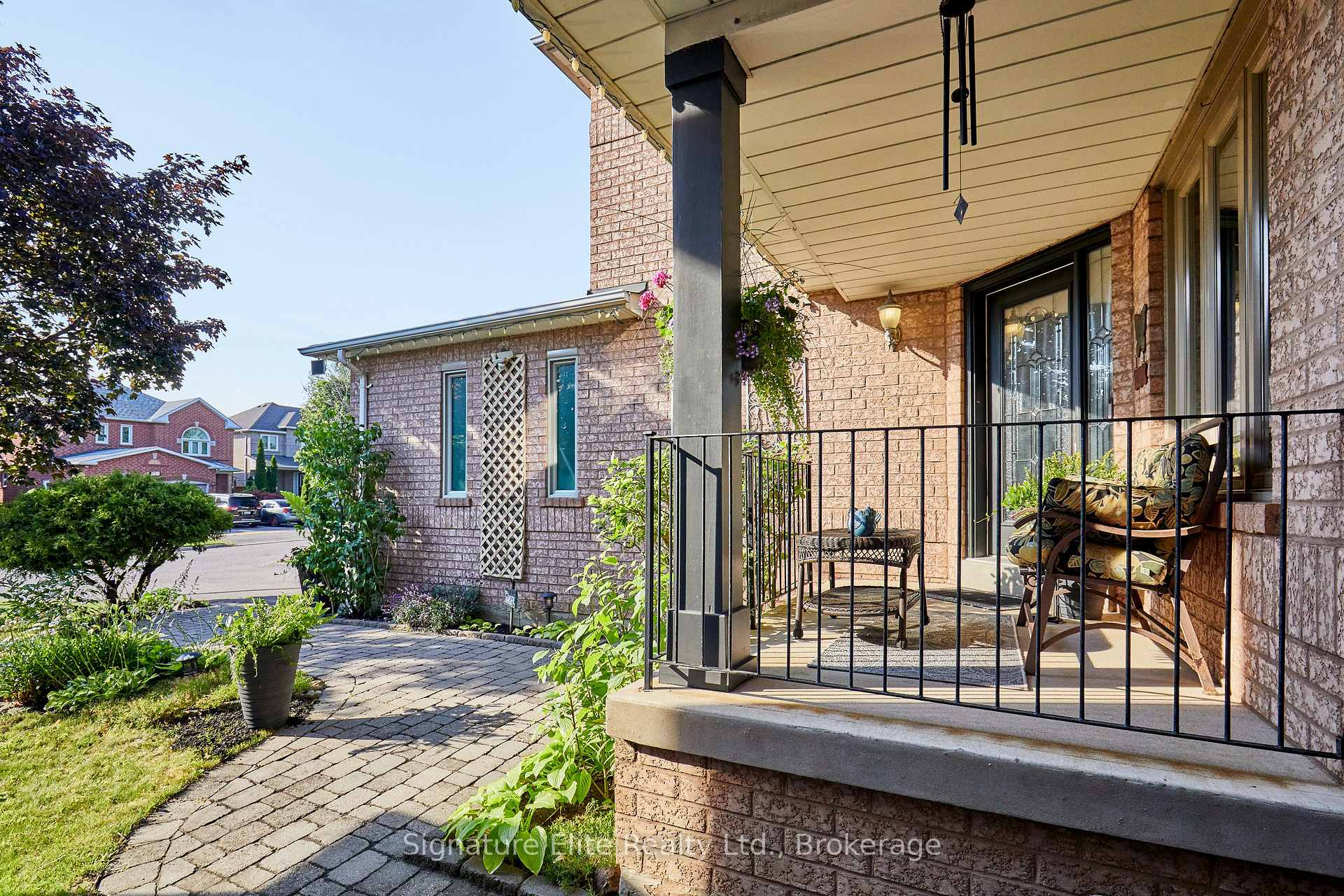 Photo 34 of 954 Mantle Crescent, Mississauga, East Credit — HOMEH