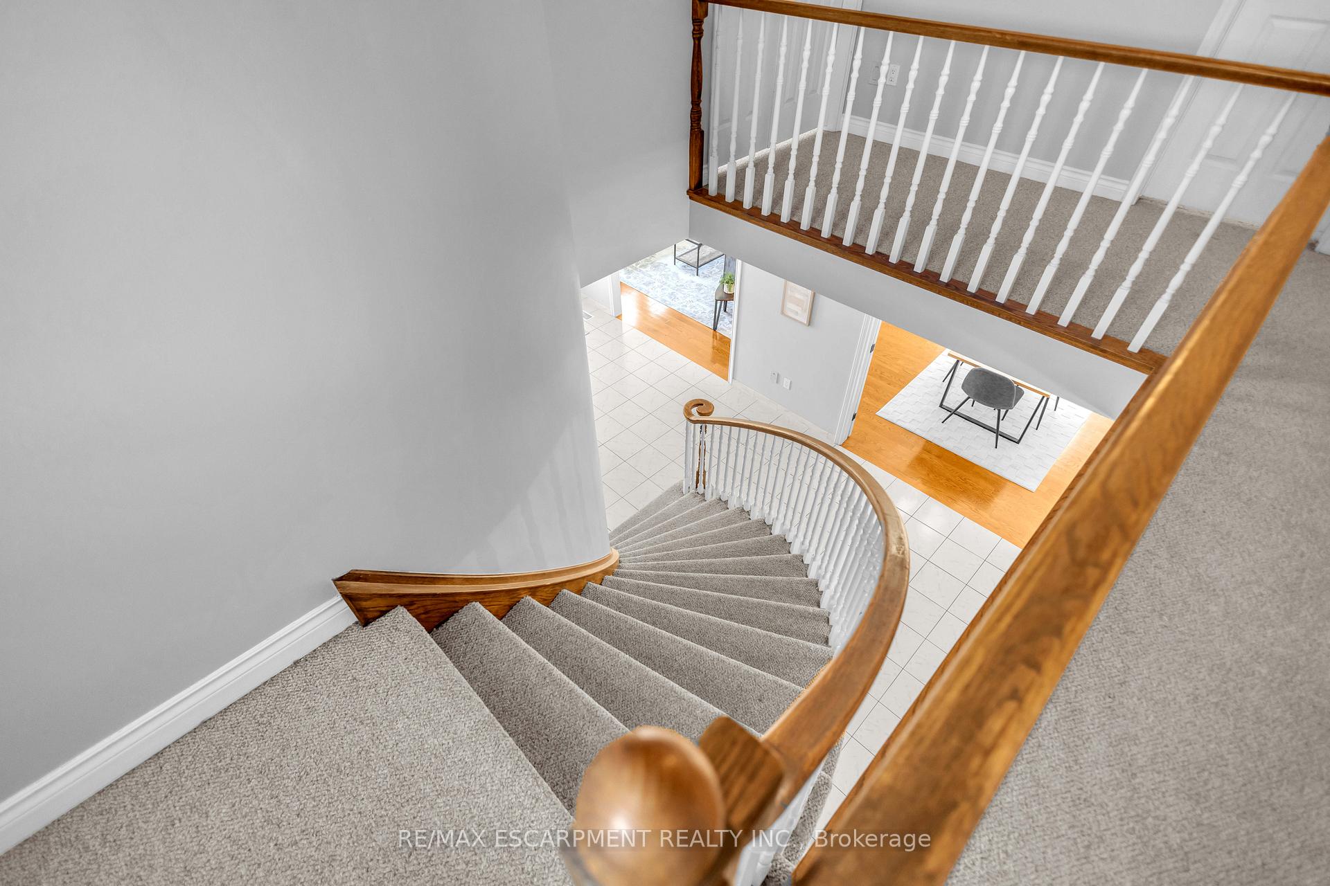 Photo 18 of 489 Acadia Drive, Hamilton, Butler — HOMEH