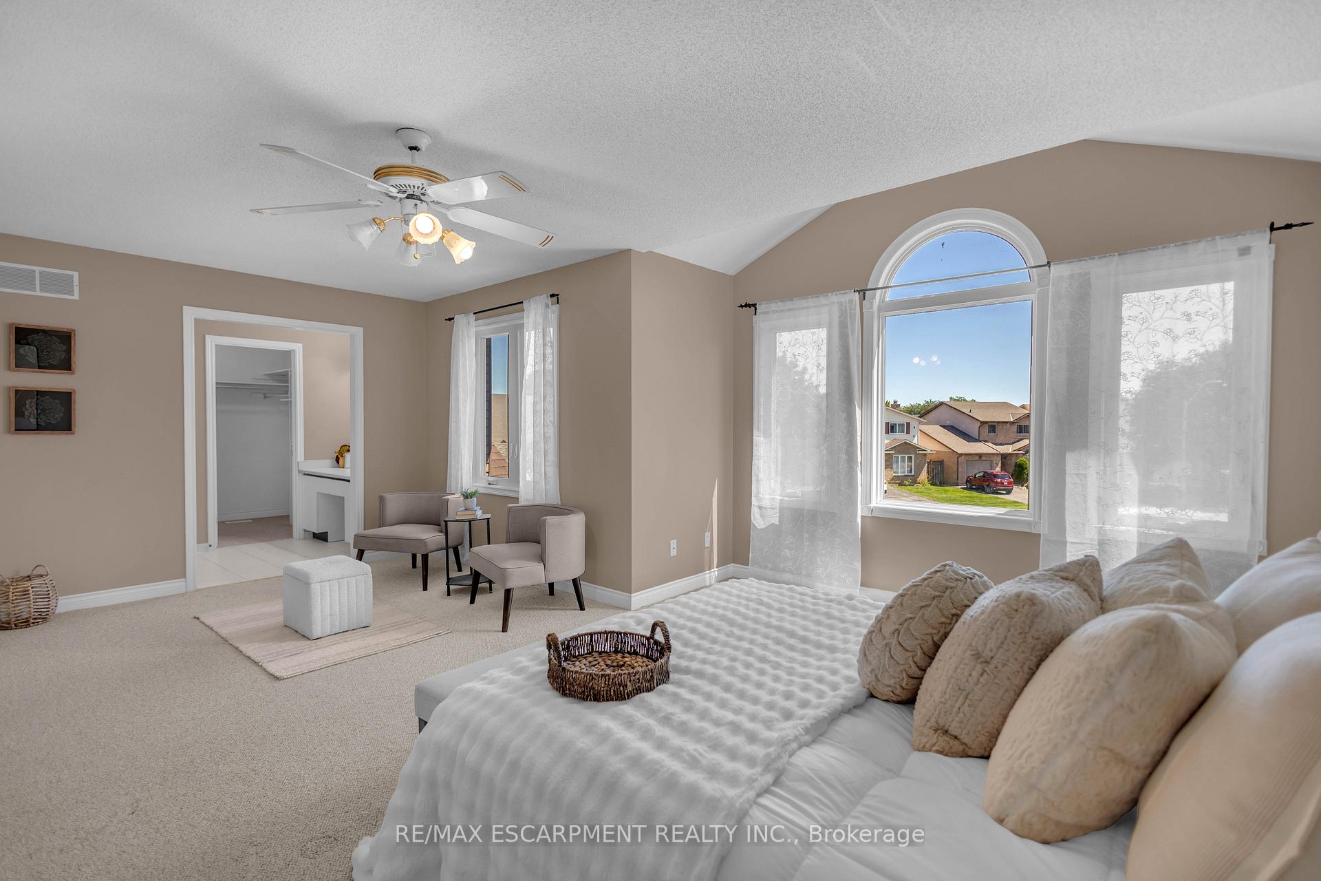 Photo 21 of 489 Acadia Drive, Hamilton, Butler — HOMEH