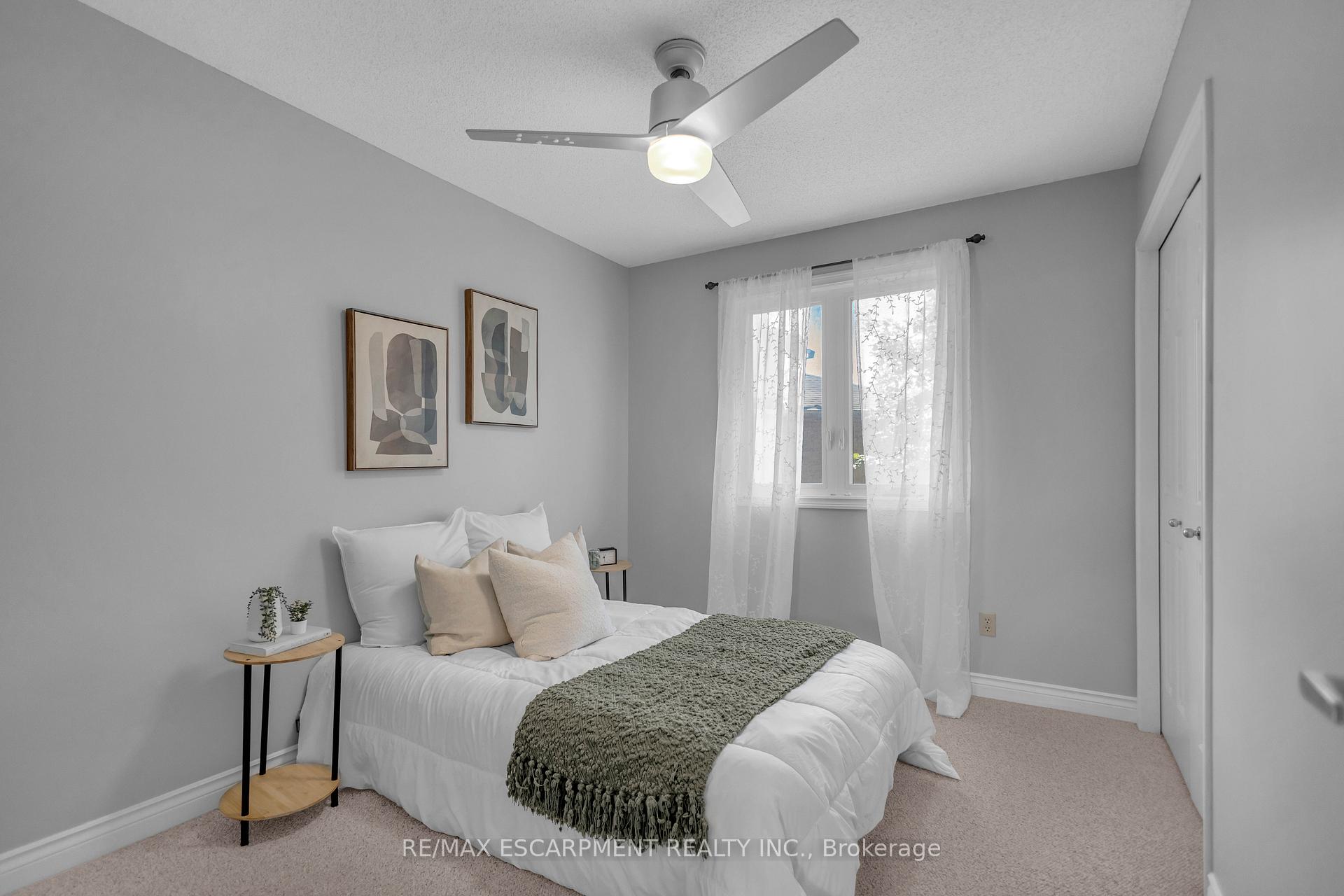 Photo 25 of 489 Acadia Drive, Hamilton, Butler — HOMEH