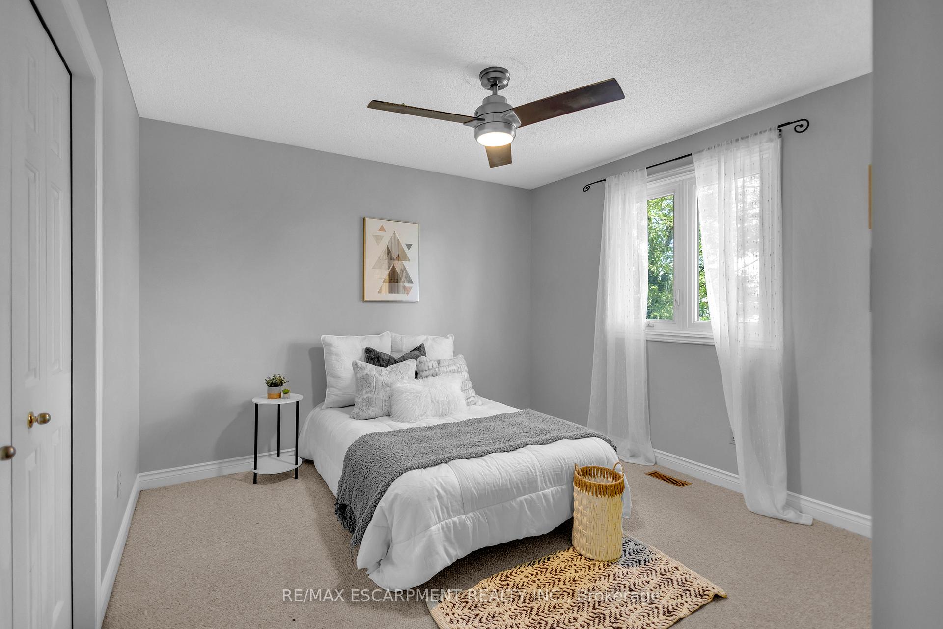 Photo 26 of 489 Acadia Drive, Hamilton, Butler — HOMEH