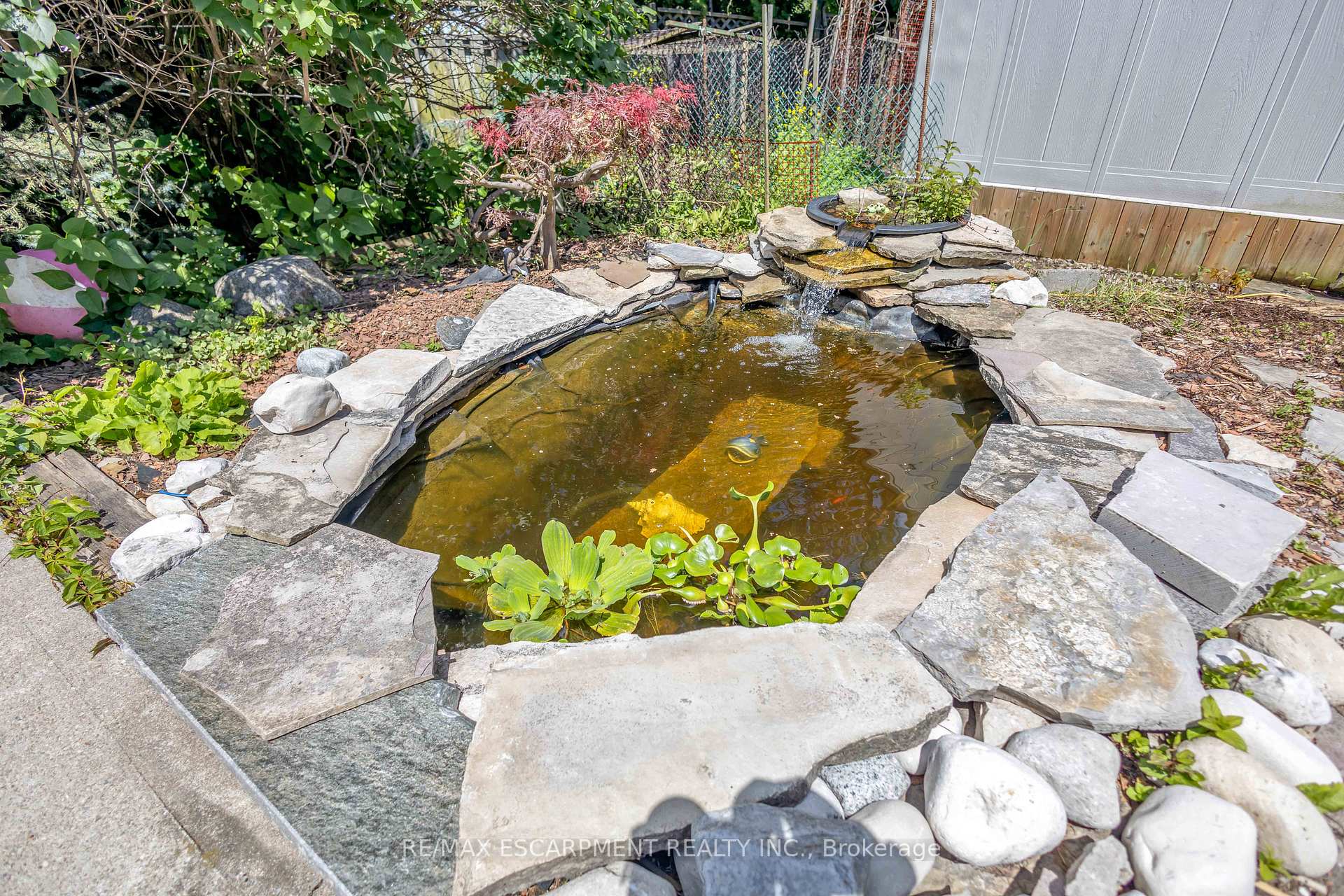 Photo 35 of 489 Acadia Drive, Hamilton, Butler — HOMEH