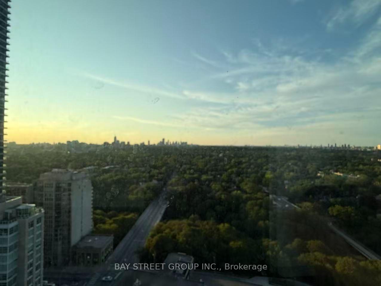Photo 12 of Unit 2604, 609 Sherbourne Street, Toronto, North St. James Town — HOMEH