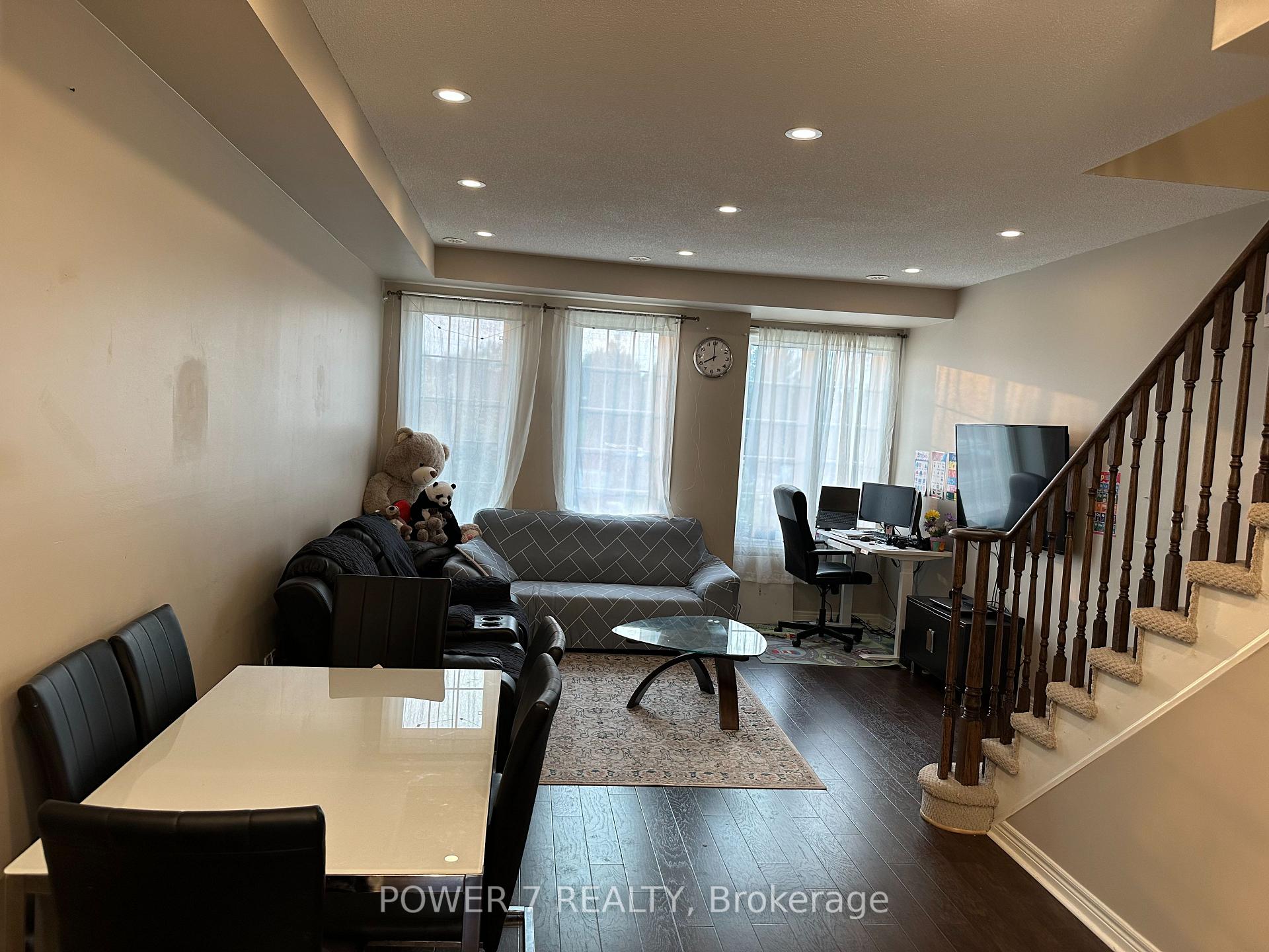 Photo 4 of Unit 44, 4695 Kingston Road, Scarborough, West Hill — HOMEH