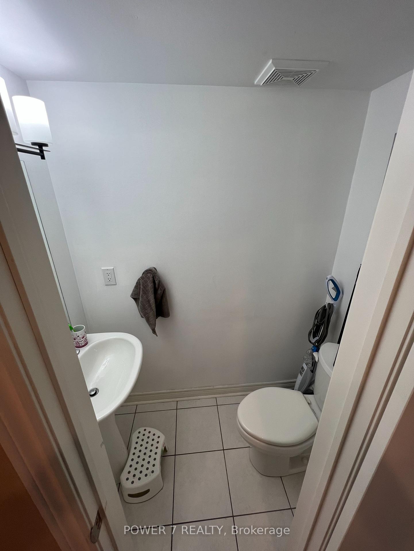 Photo 6 of Unit 44, 4695 Kingston Road, Scarborough, West Hill — HOMEH