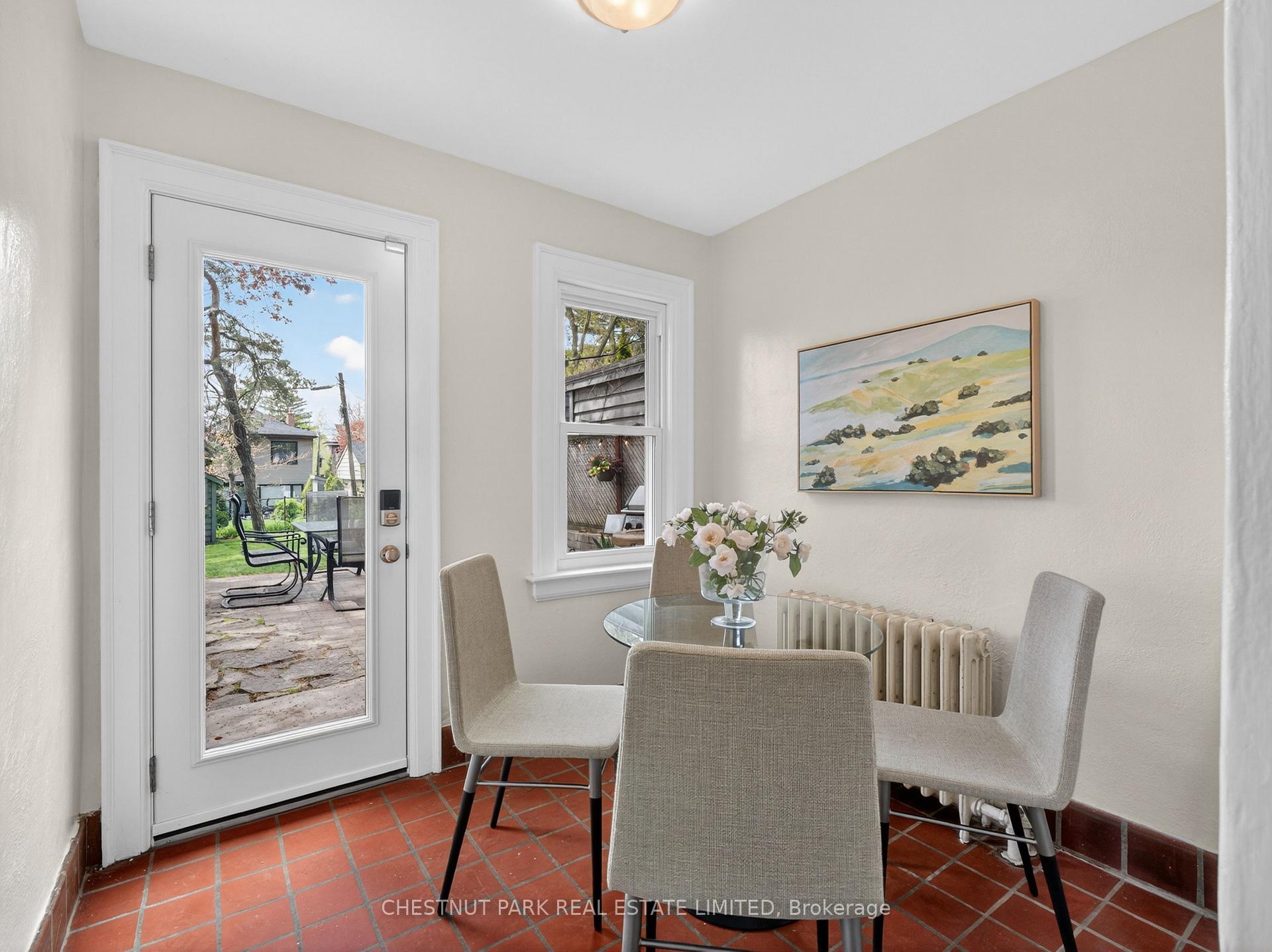 Photo 11 of 14 Servington Crescent, Toronto, Mount Pleasant West — HOMEH