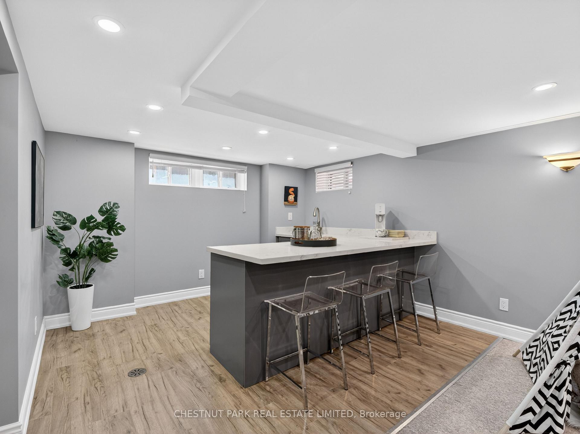 Photo 24 of 14 Servington Crescent, Toronto, Mount Pleasant West — HOMEH