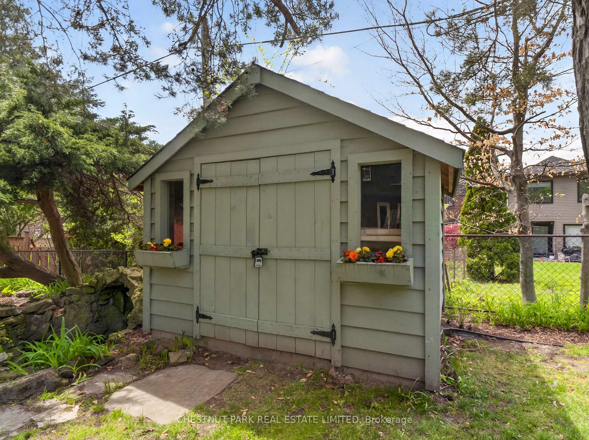 Photo 34 of 14 Servington Crescent, Toronto, Mount Pleasant West — HOMEH