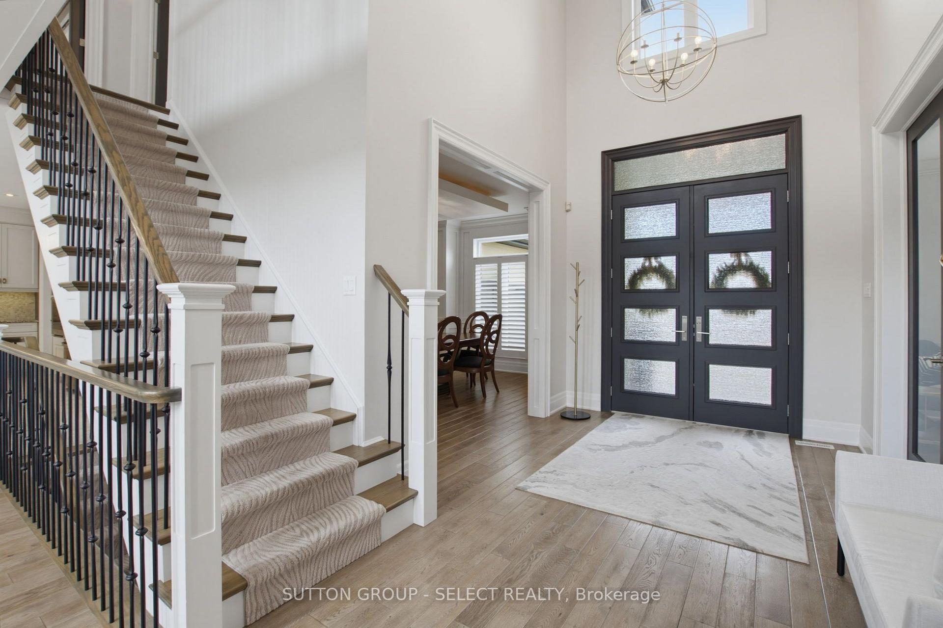 Photo 4 of 2303 Waterside Court, London, North R — HOMEH