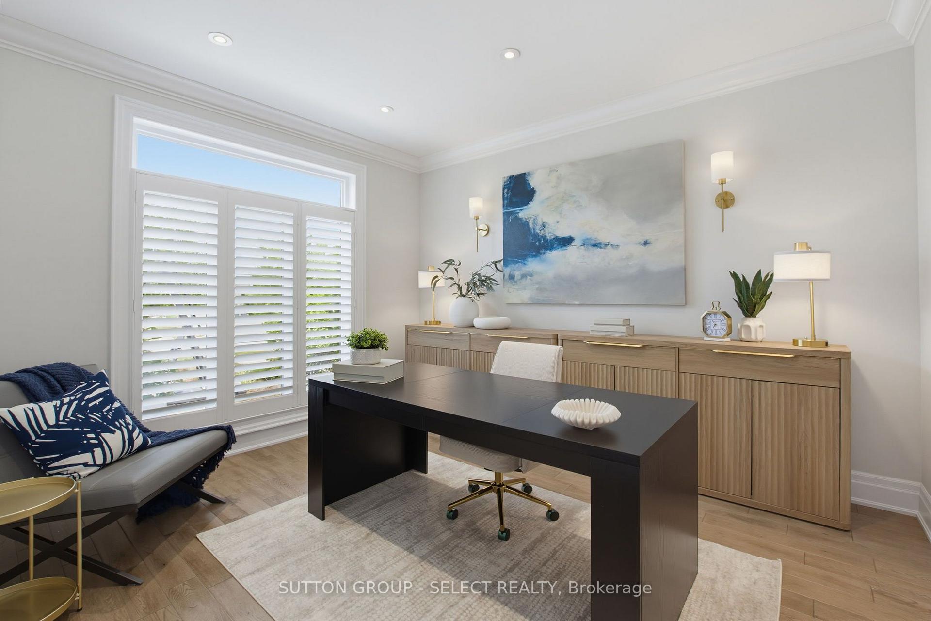 Photo 5 of 2303 Waterside Court, London, North R — HOMEH