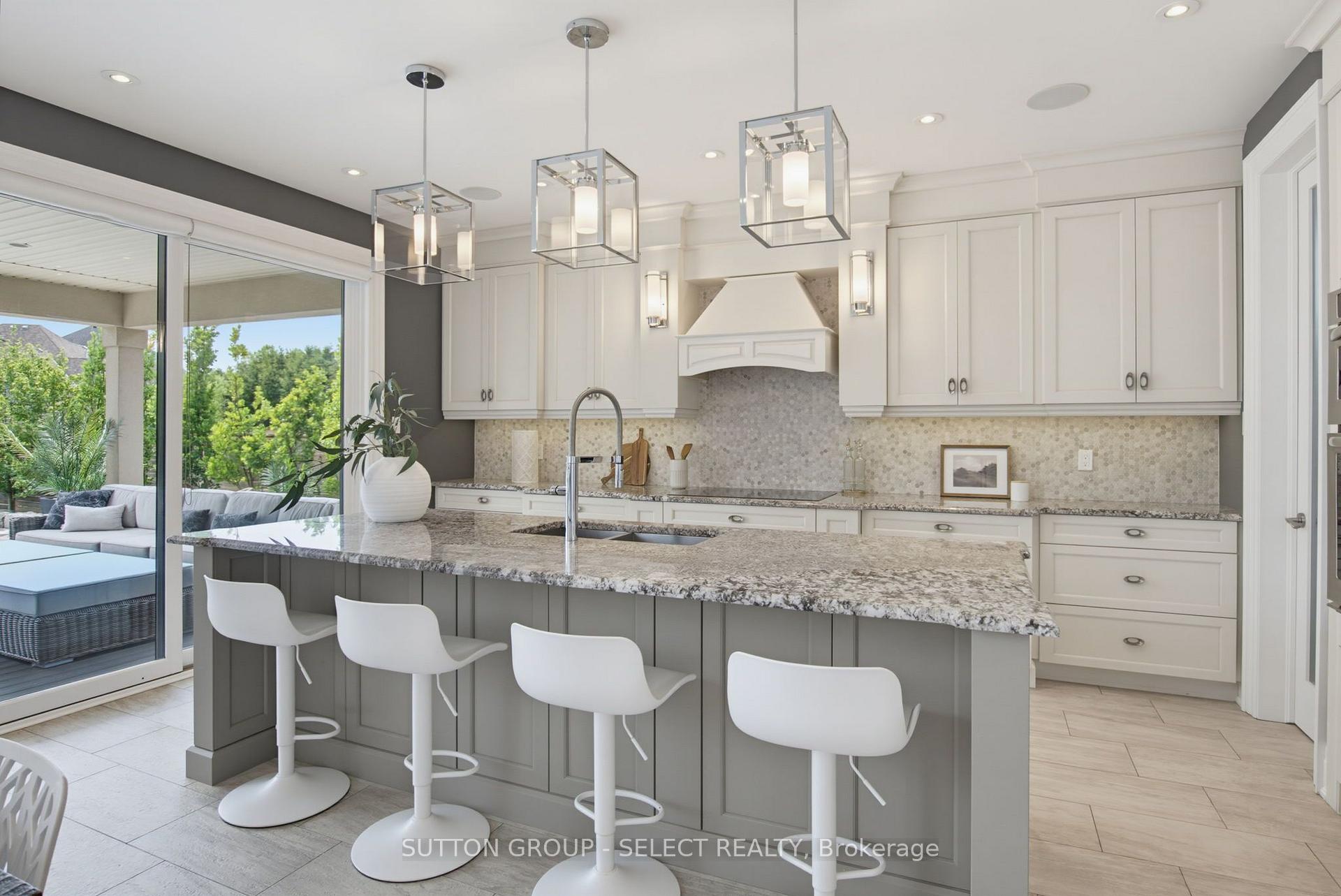 Photo 11 of 2303 Waterside Court, London, North R — HOMEH