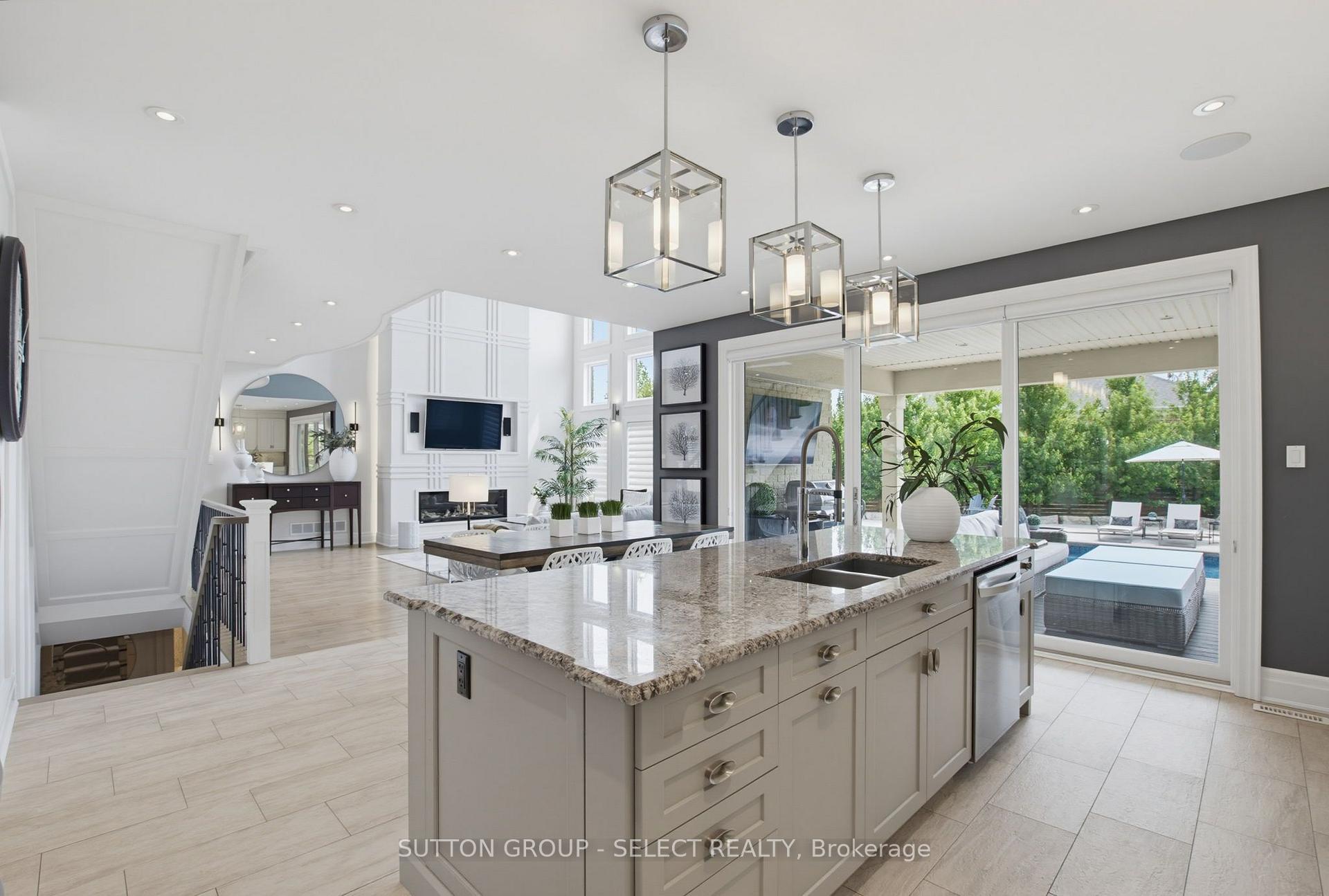 Photo 13 of 2303 Waterside Court, London, North R — HOMEH