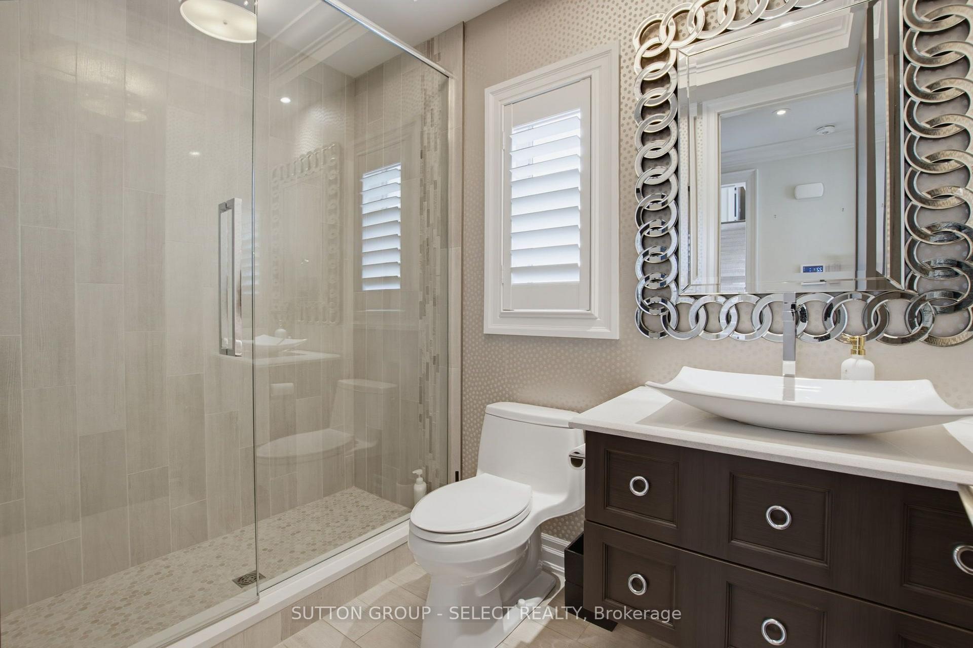 Photo 18 of 2303 Waterside Court, London, North R — HOMEH