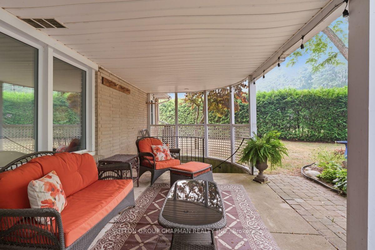 Photo 37 of 763 Oban Crescent, London, North P — HOMEH