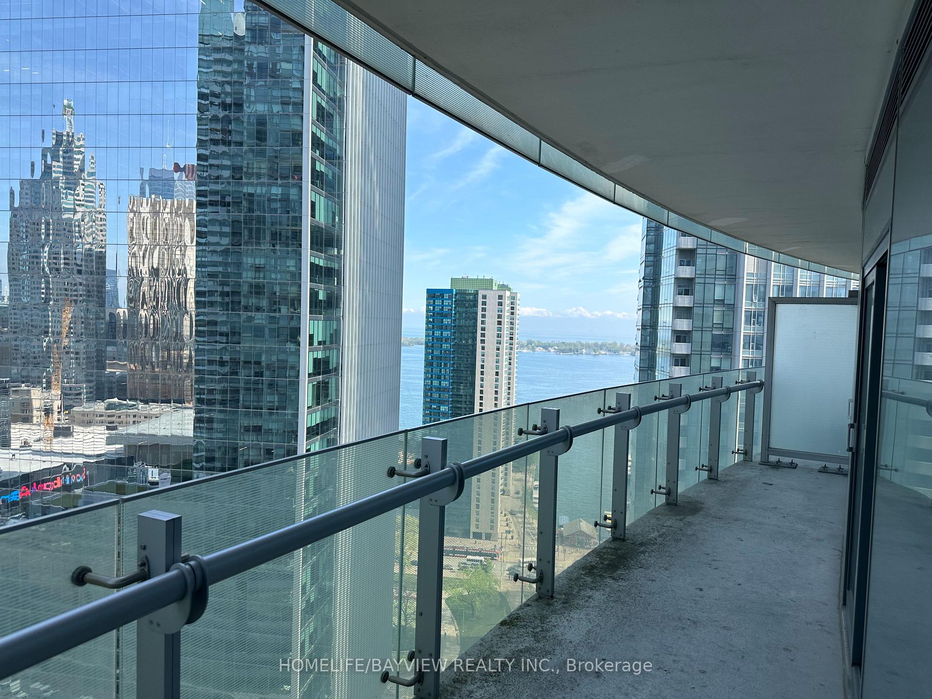 Photo 14 of Unit 2701, 14 York Street, Toronto, Waterfront Communities — HOMEH