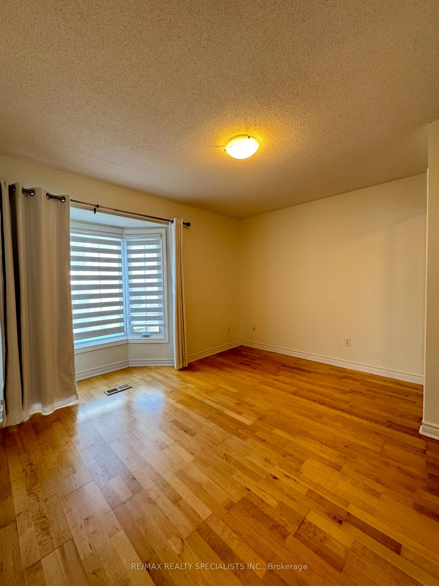 Photo 20 of Unit 36, 3480 Upper Middle Road, Burlington, Palmer — HOMEH