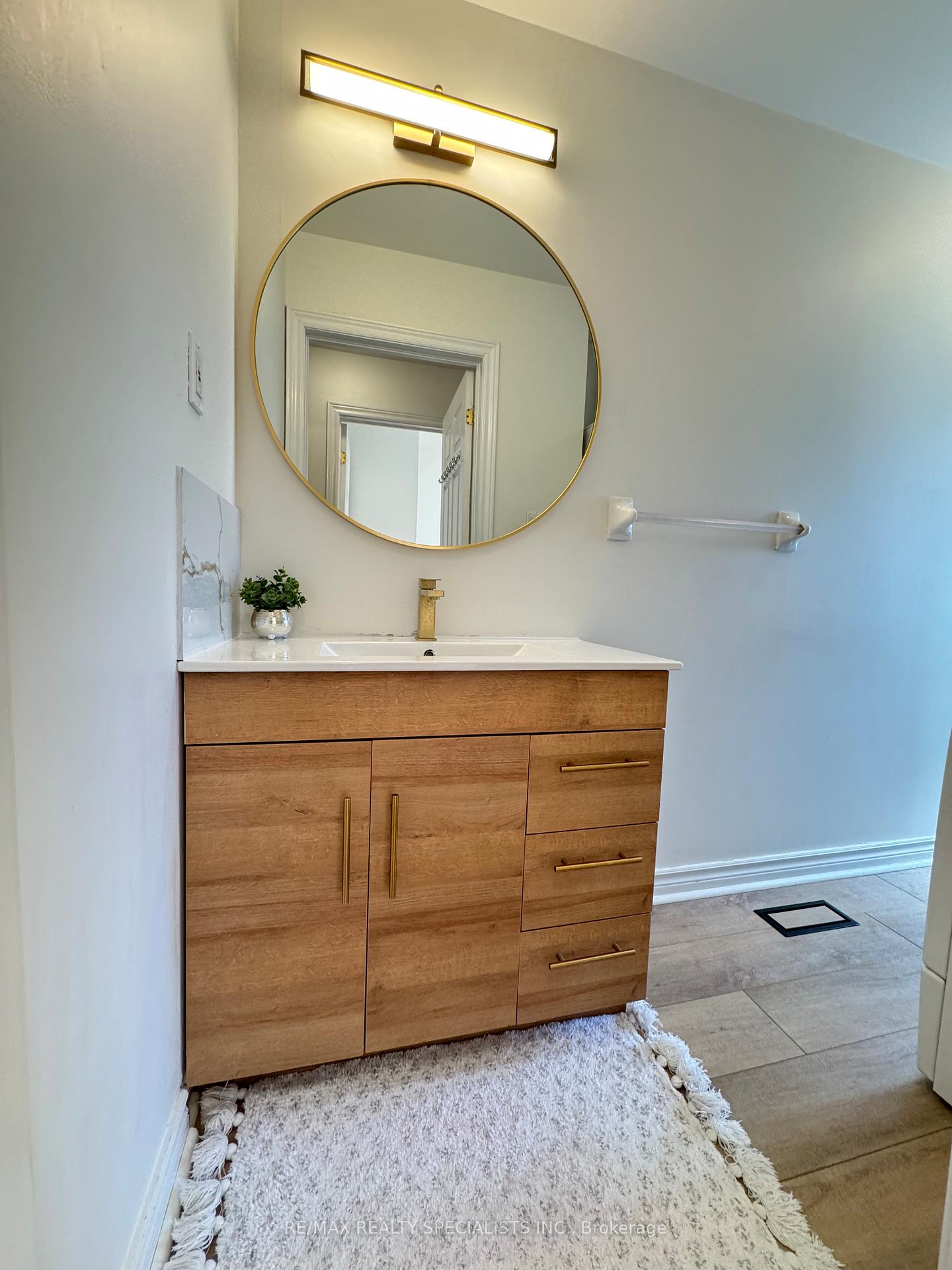 Photo 27 of Unit 36, 3480 Upper Middle Road, Burlington, Palmer — HOMEH