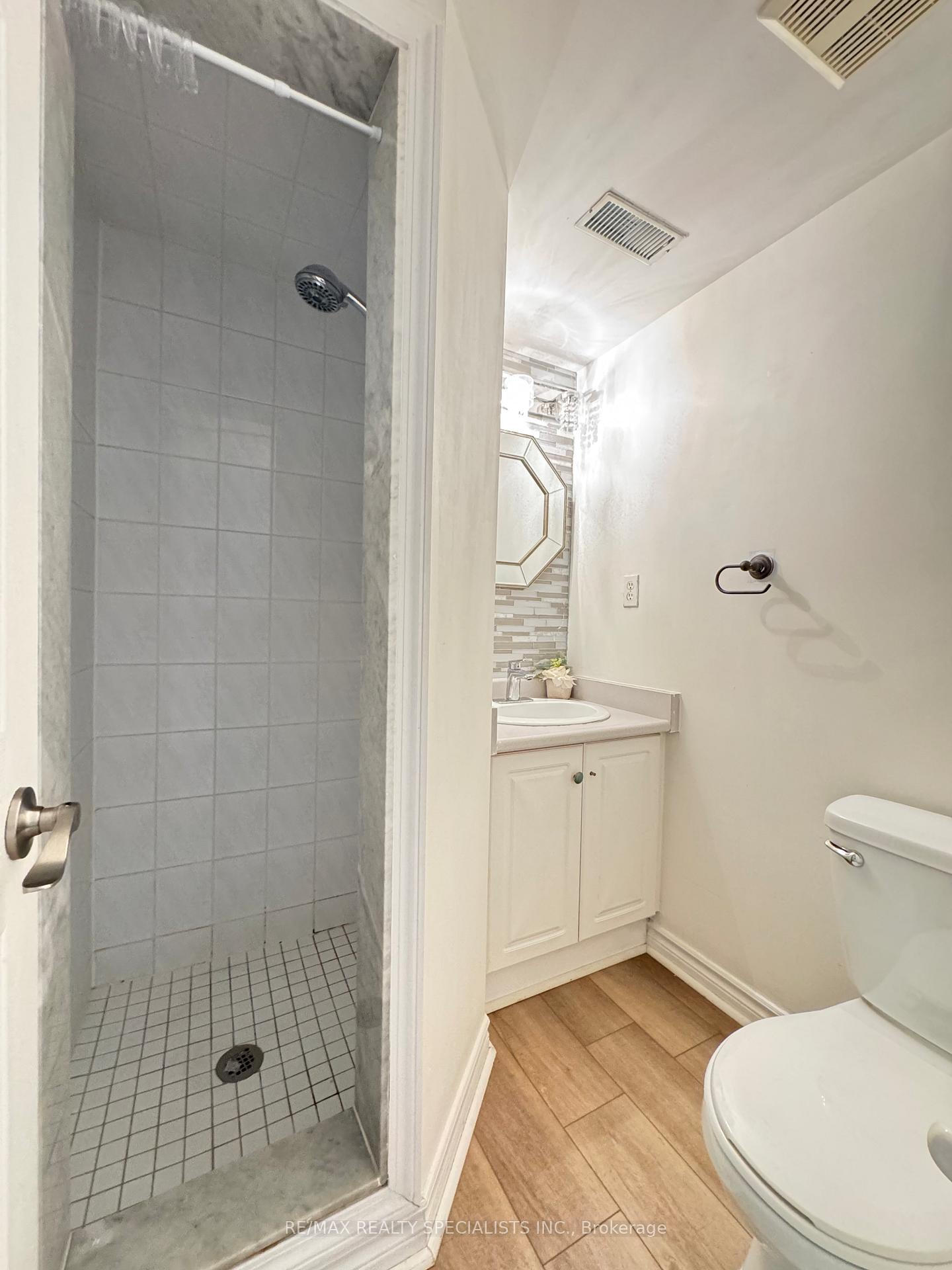 Photo 34 of Unit 36, 3480 Upper Middle Road, Burlington, Palmer — HOMEH