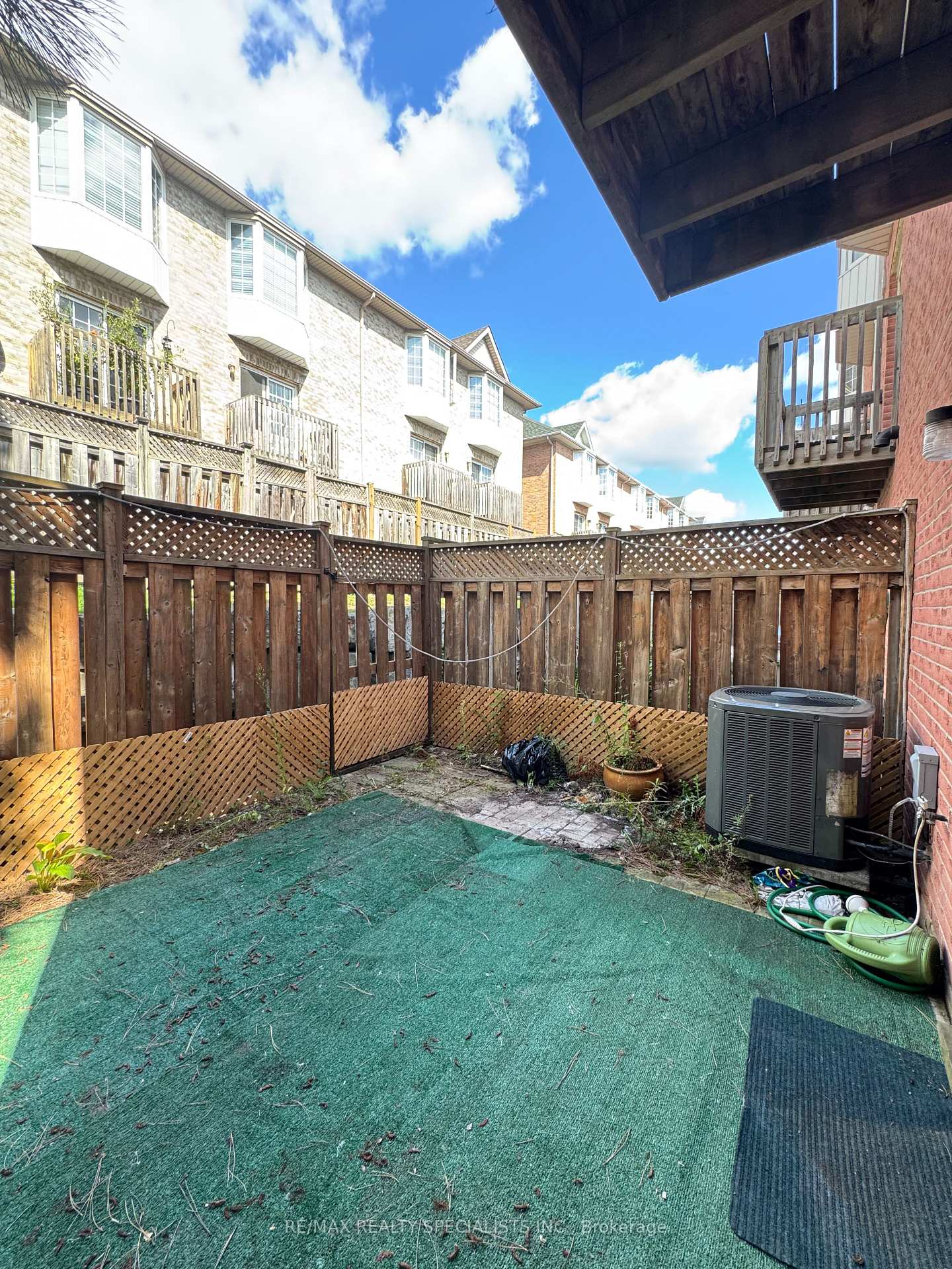 Photo 41 of Unit 36, 3480 Upper Middle Road, Burlington, Palmer — HOMEH
